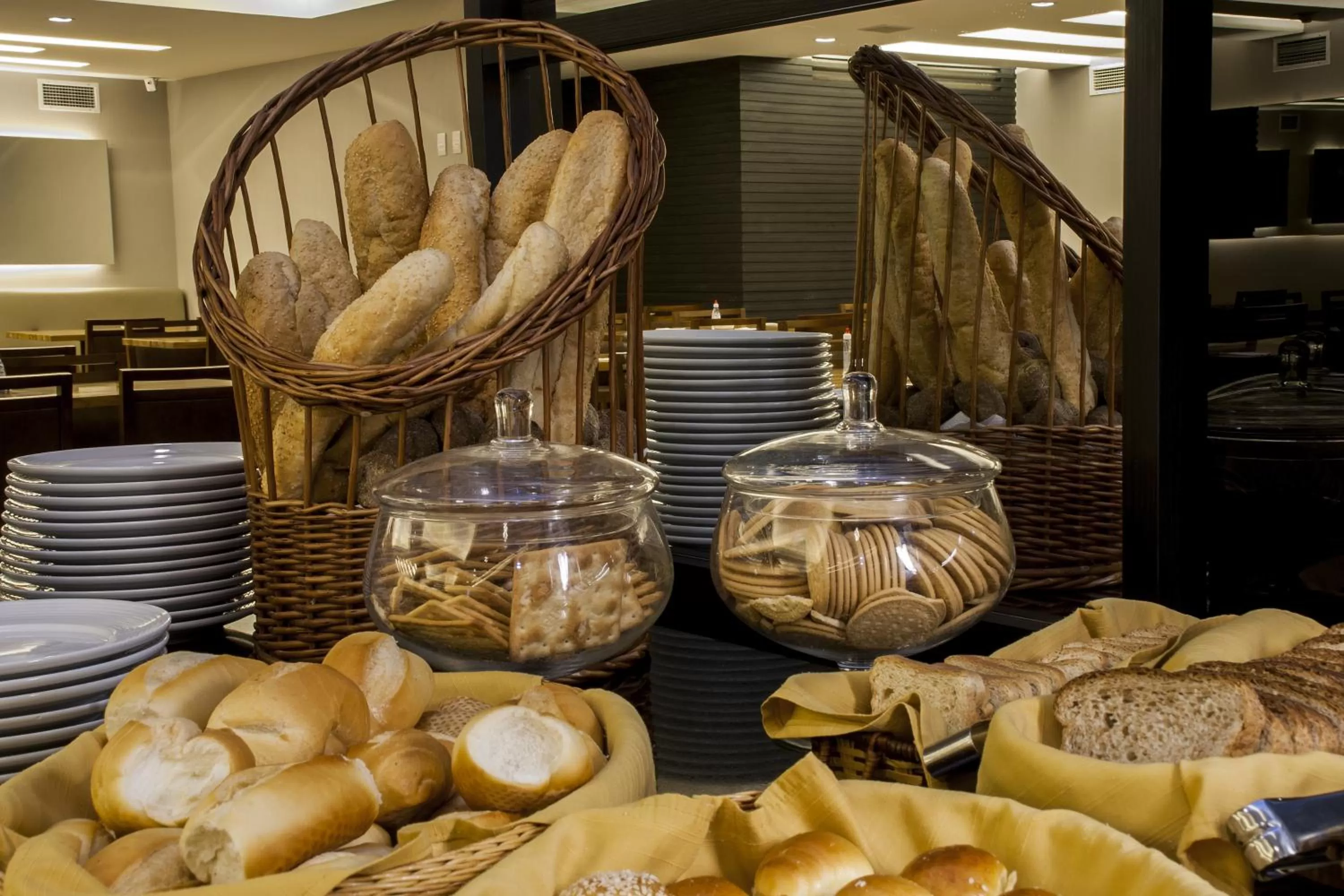 Property building in Américas Granada Hotel