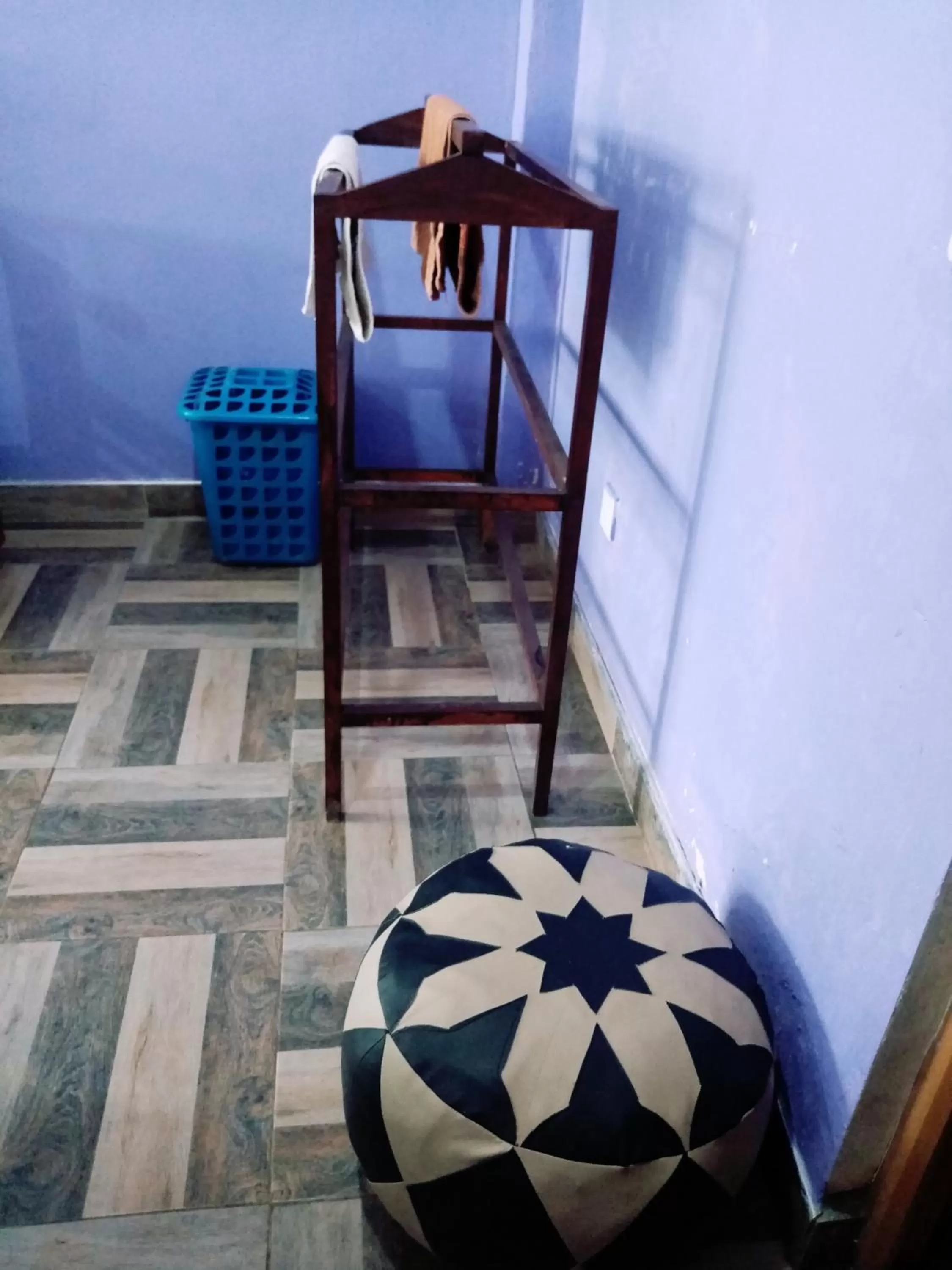 towels, Bed in The Horizon Root Inn