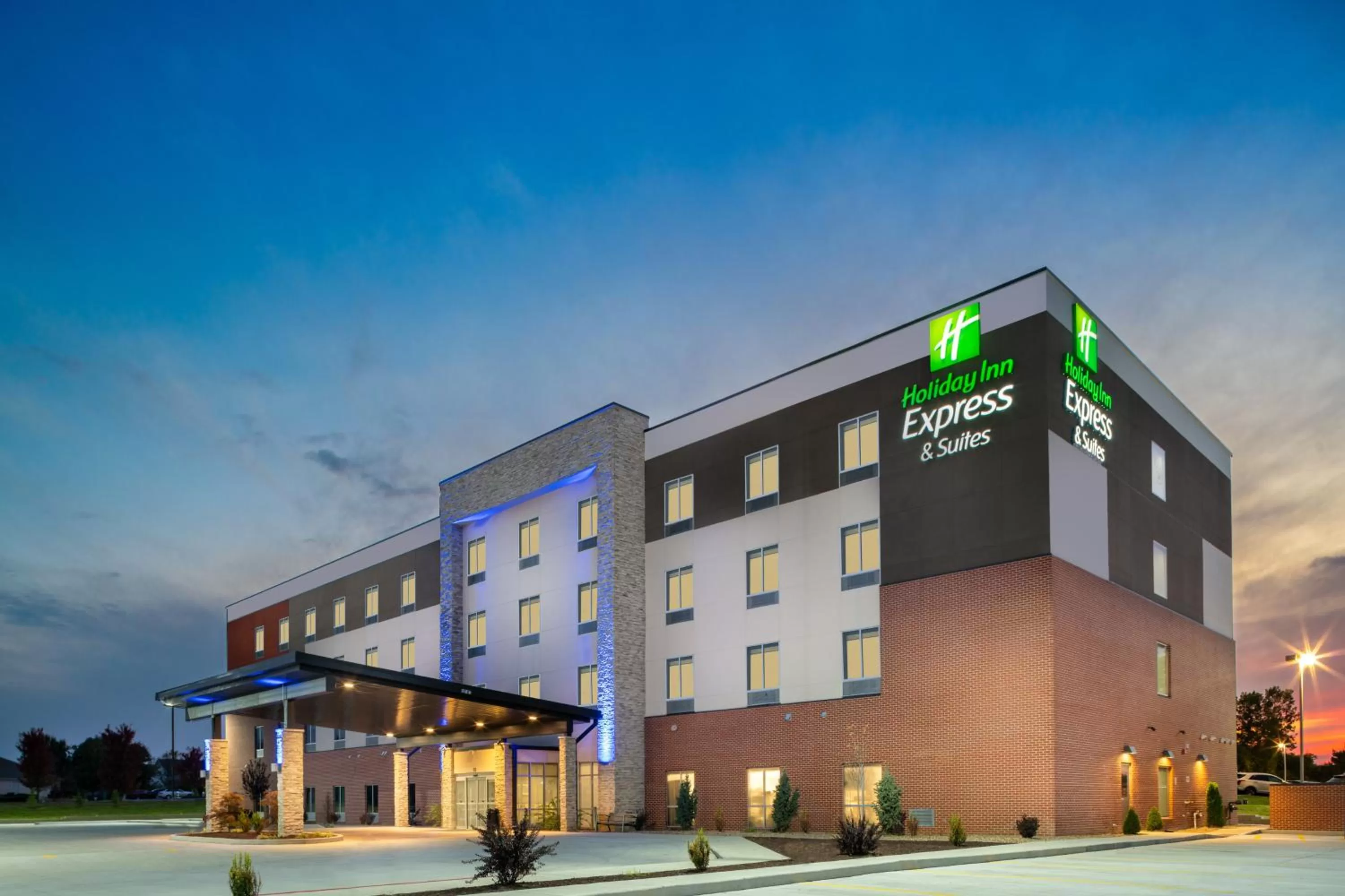 Holiday Inn Express & Suites - St Peters by IHG