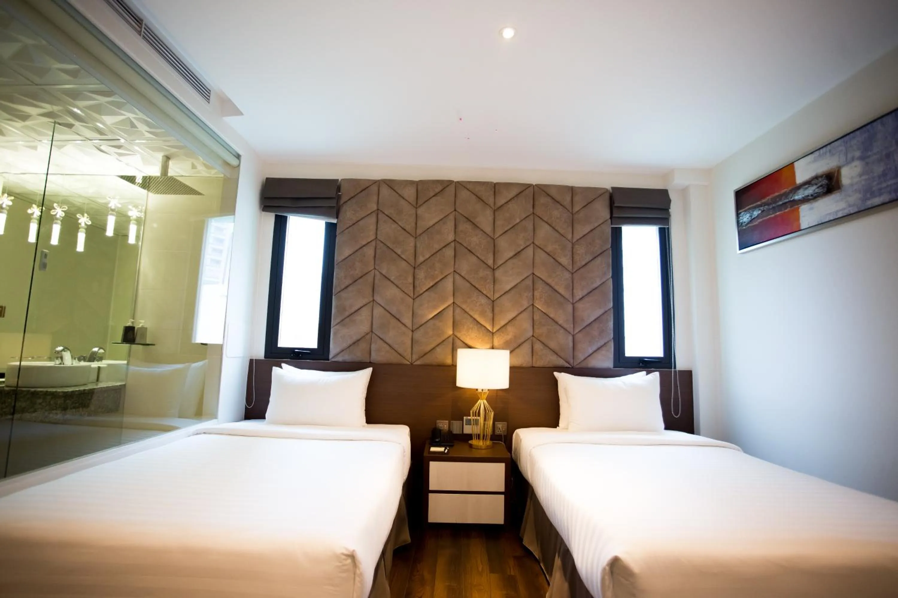 Bed in Diamond Hill Hotel