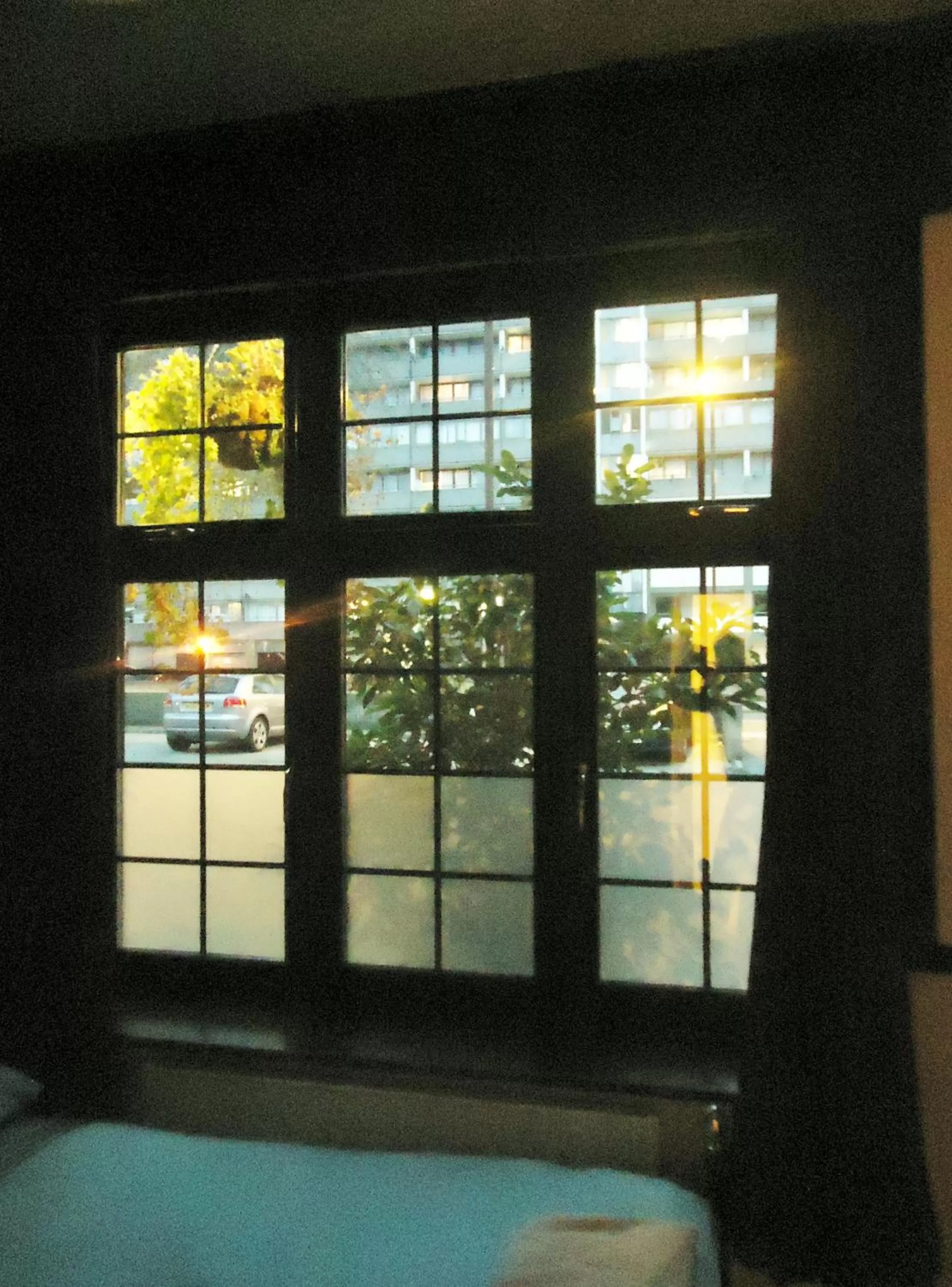 View (from property/room), Bed in Hour Glass Hotel