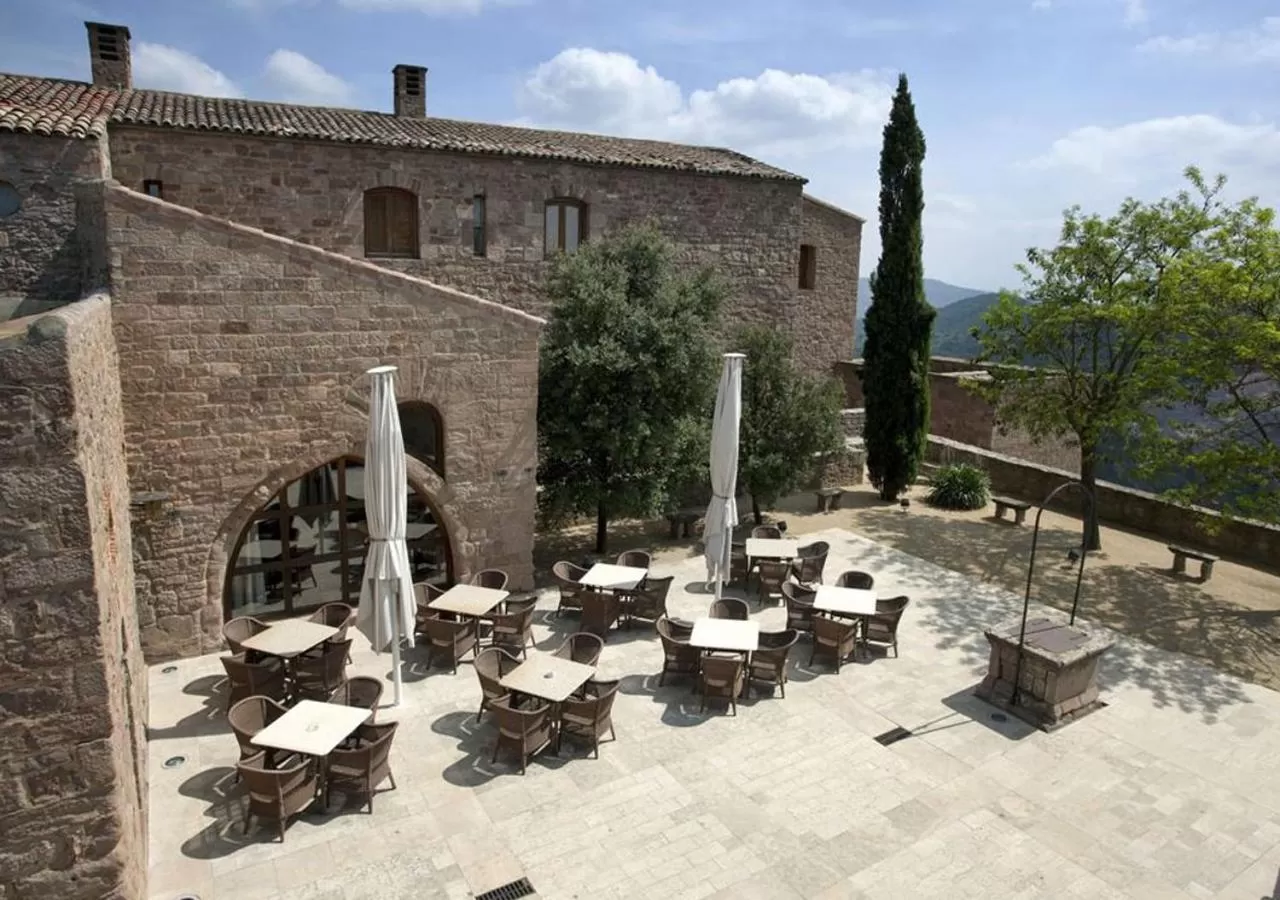 Lounge or bar in Parador de Cardona