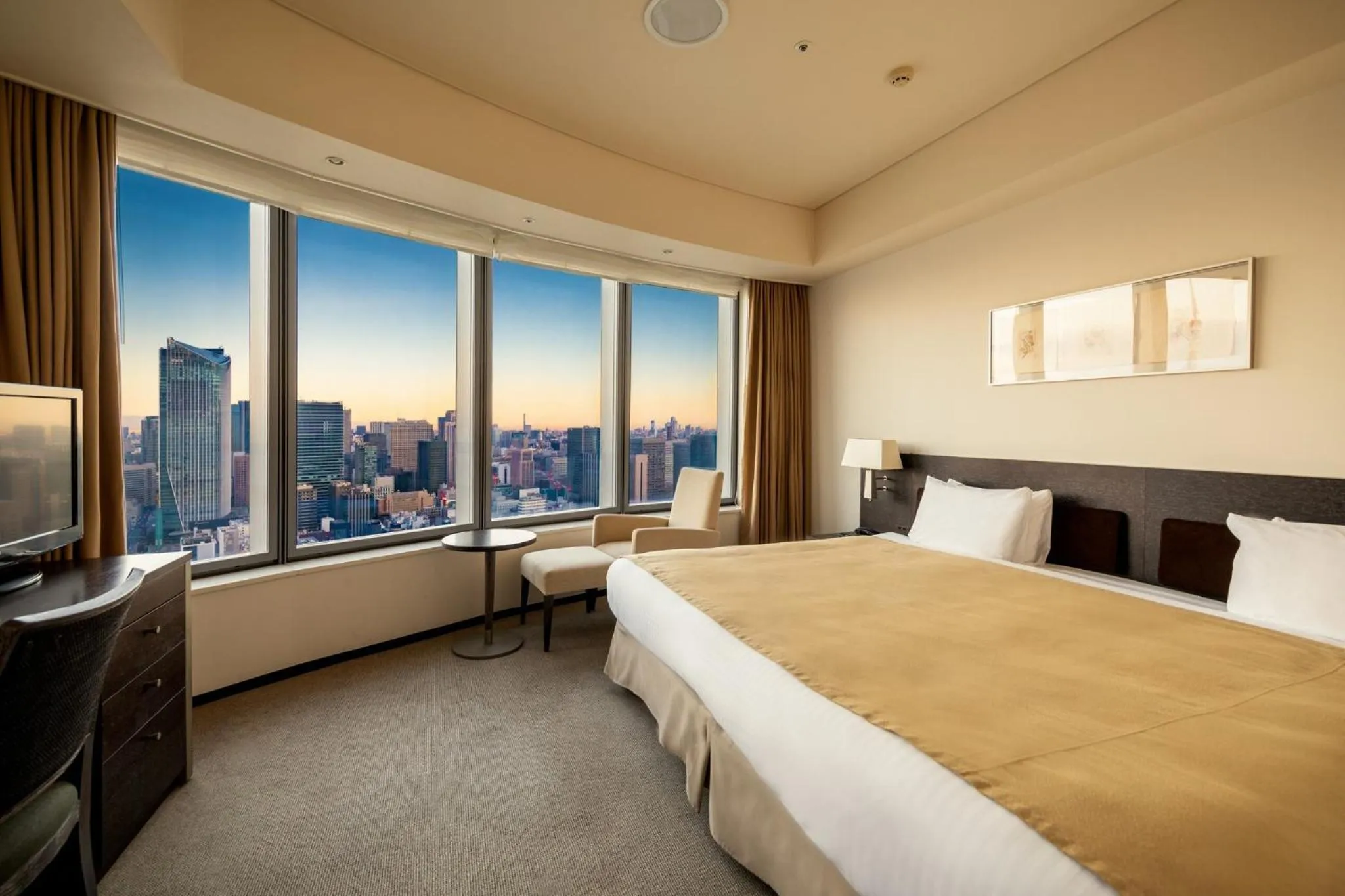 Photo of the whole room, Bed in Park Hotel Tokyo