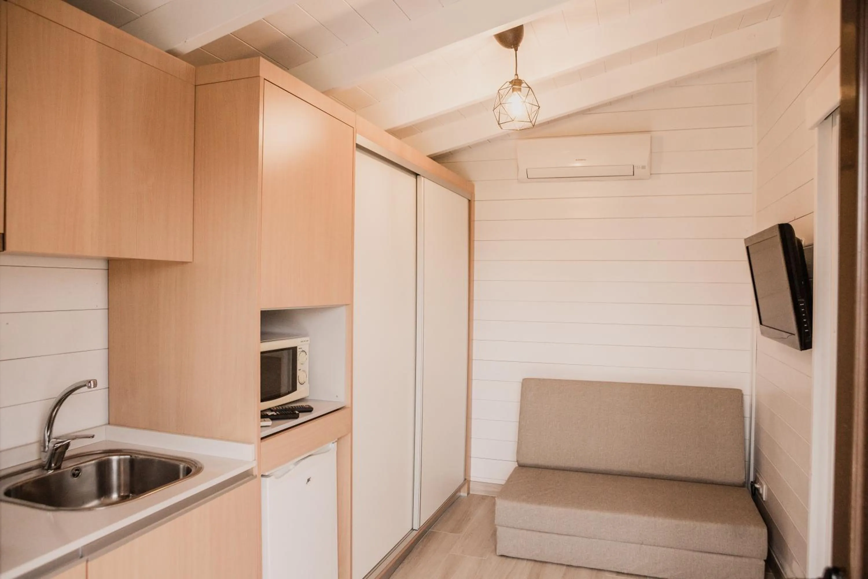 Kitchen or kitchenette in Hotel Neptuno