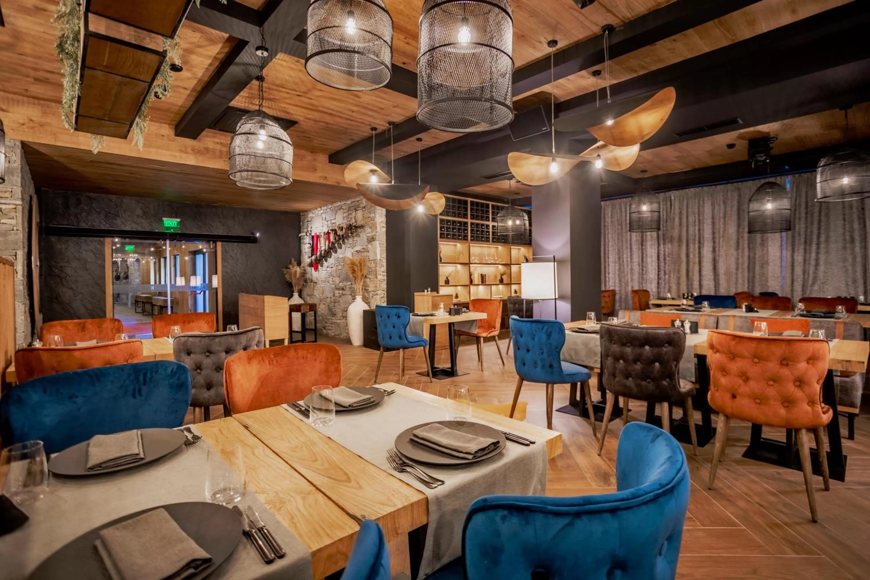 Restaurant/places to eat in Kashmir Wellness & SPA Hotel Adults Only