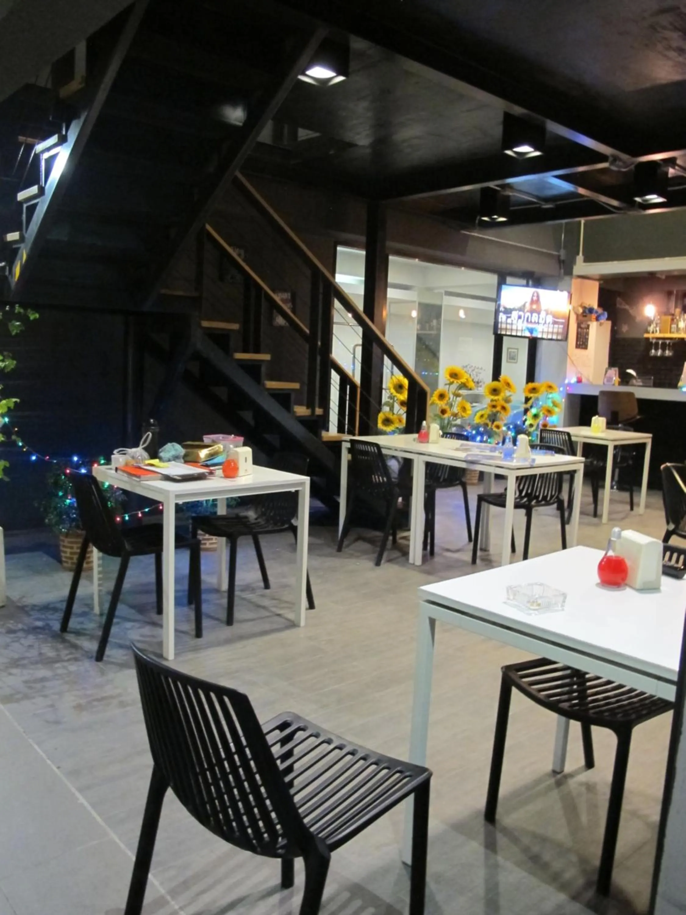 Restaurant/Places to Eat in AIRY Suvarnabhumi Hotel