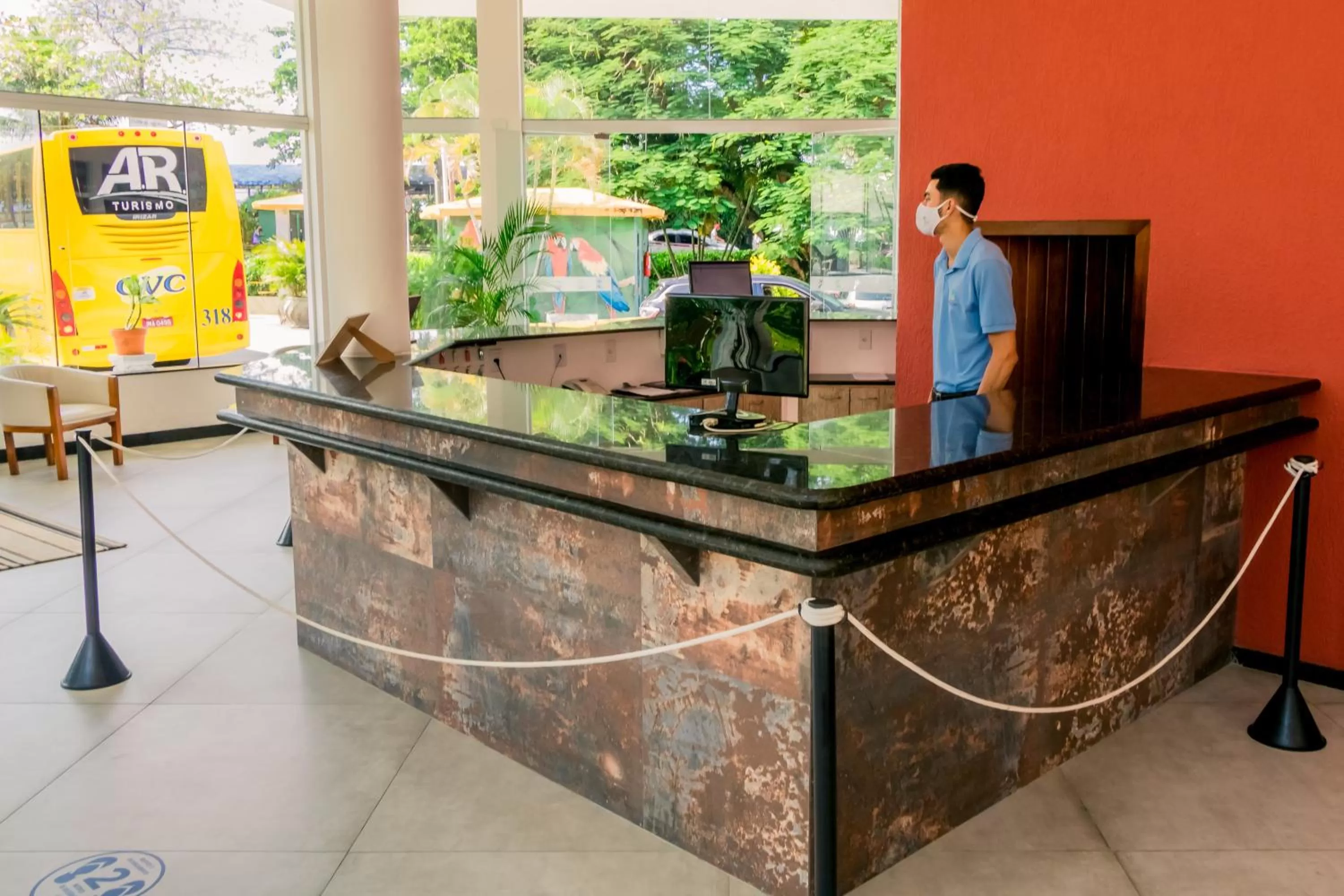 Lobby or reception in Bosque do Porto Praia Hotel