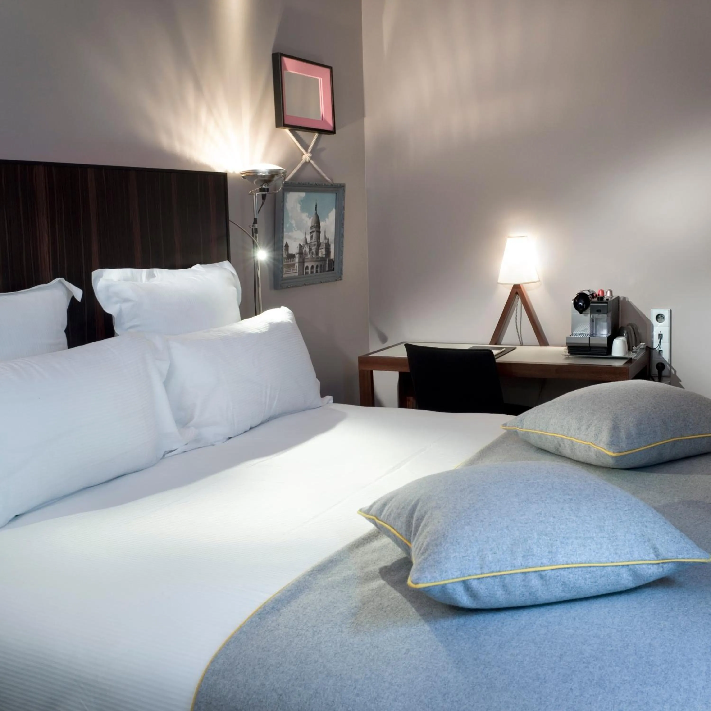 Superior Double Room in Hotel Saint Dominique