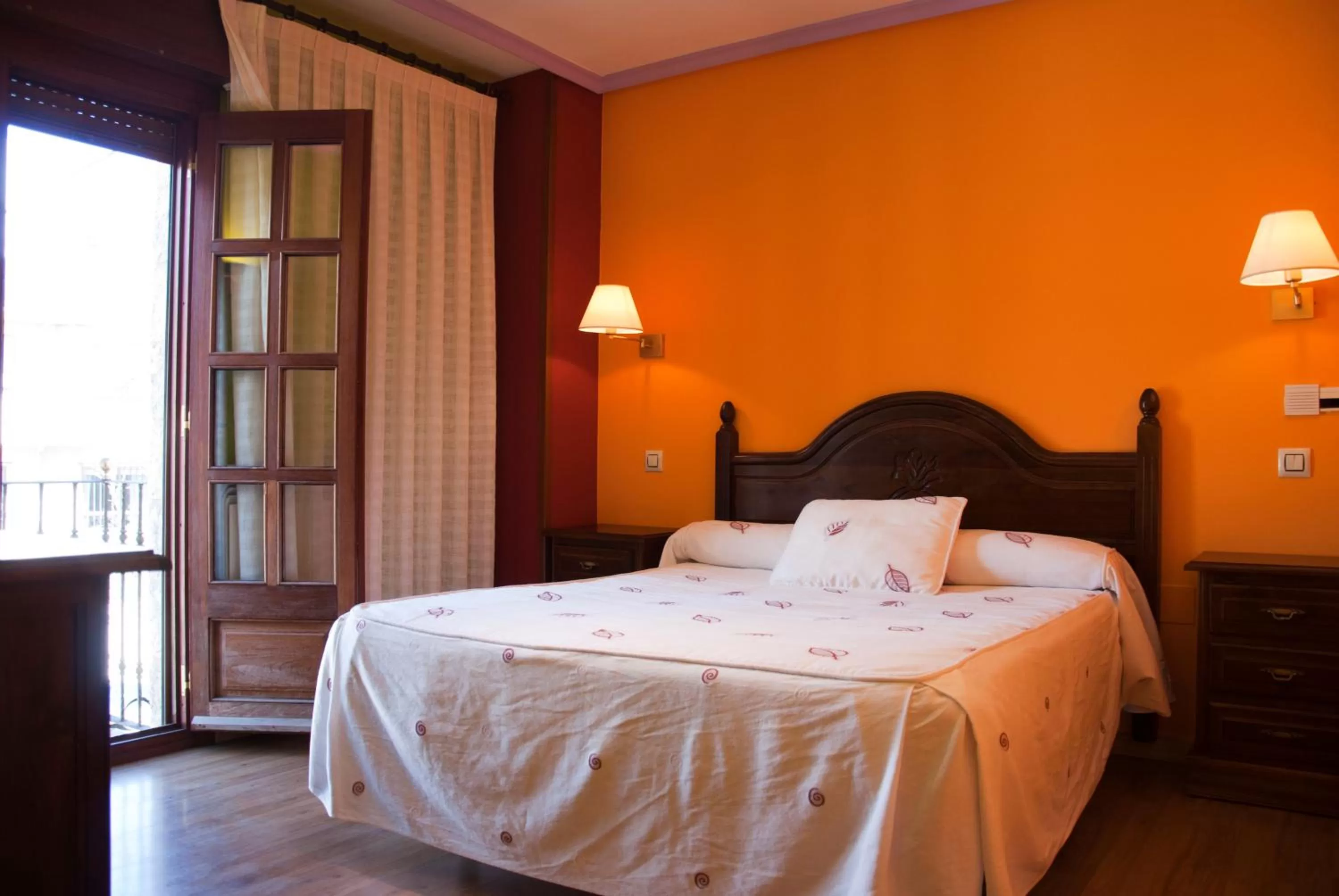 Decorative detail, Bed in Tierra De Lobos