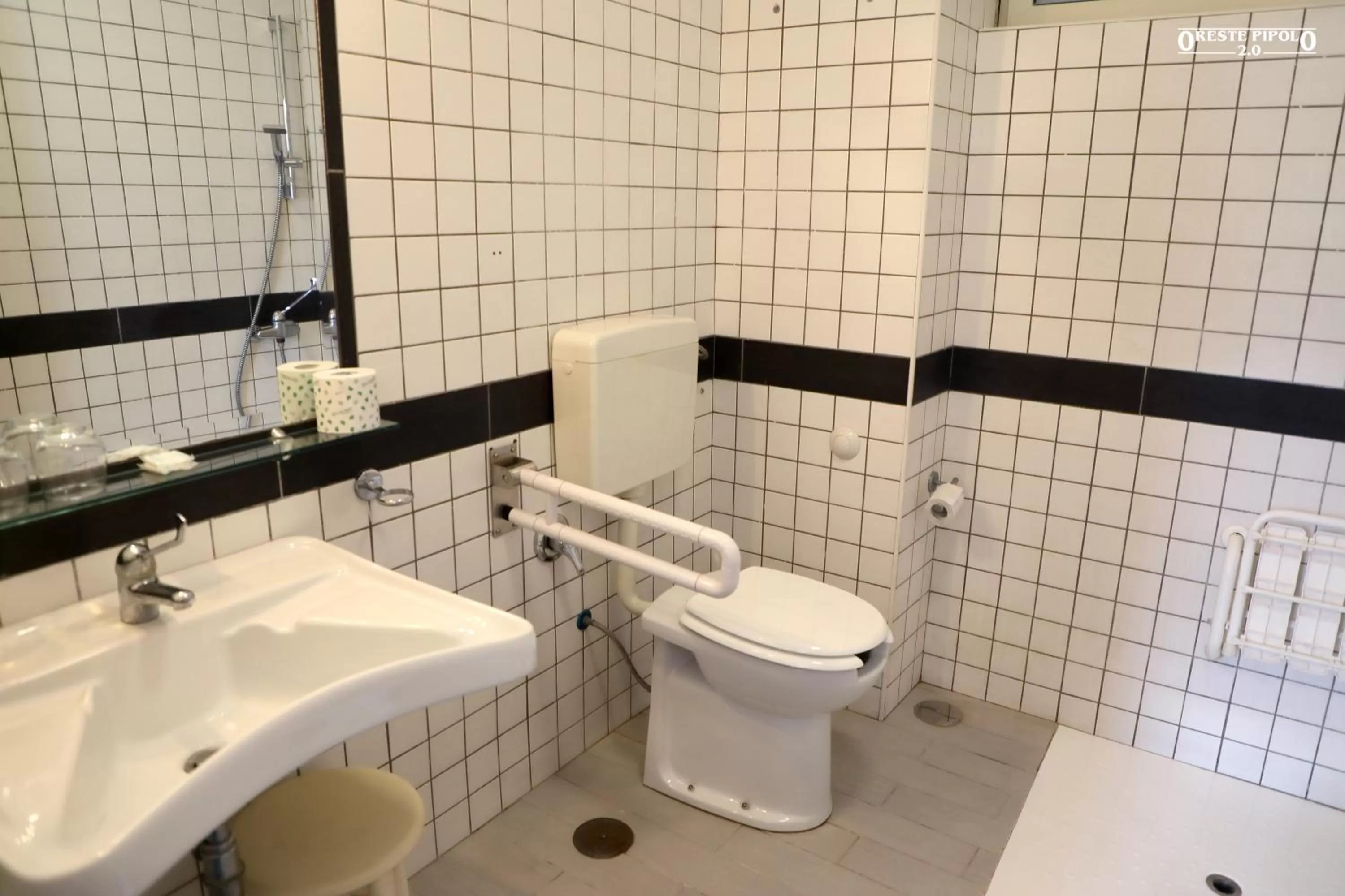 Bathroom in Jazz Hotel