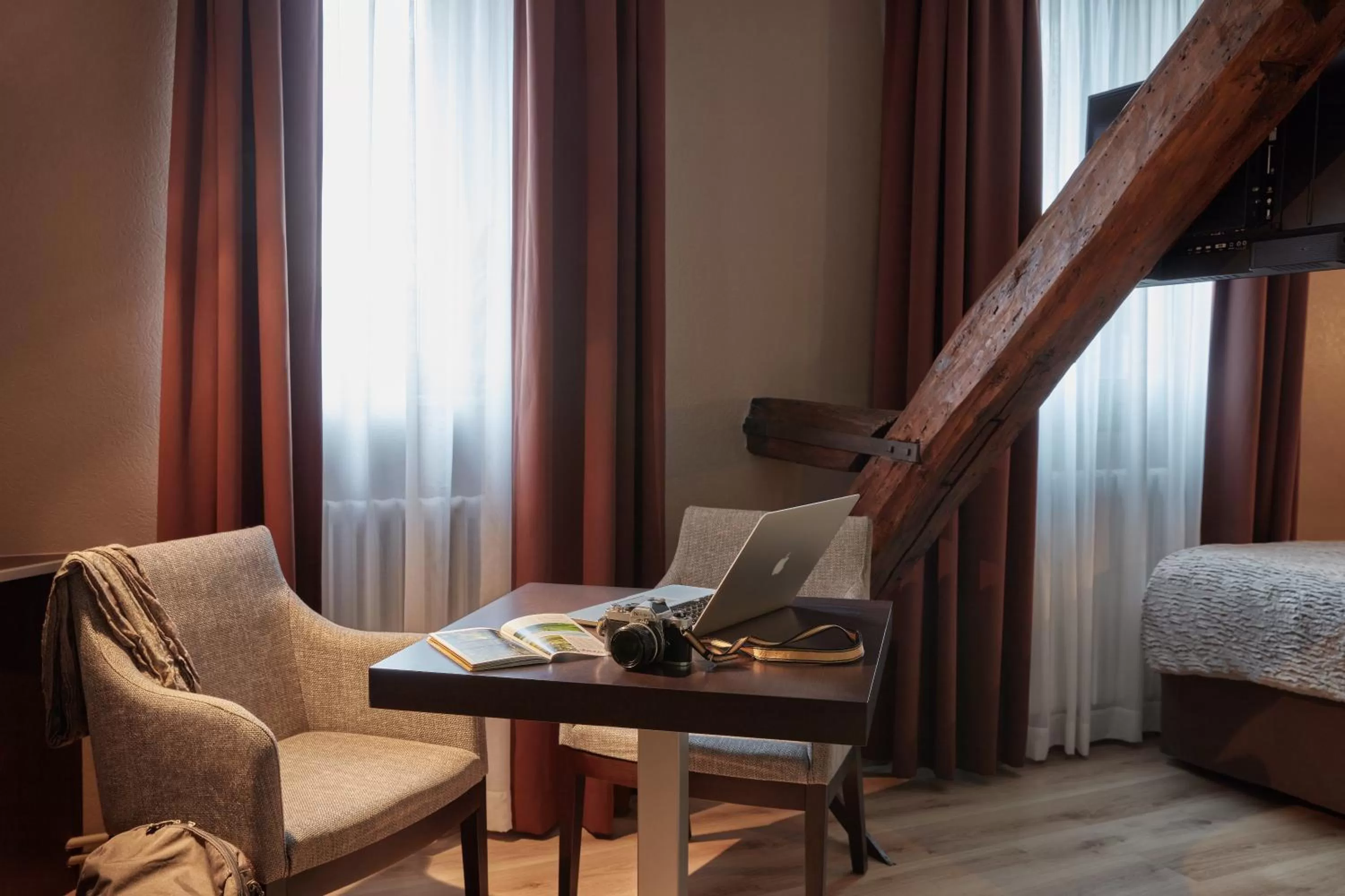 Seating area in Ashley Hôtel Le Mans Centre Gare