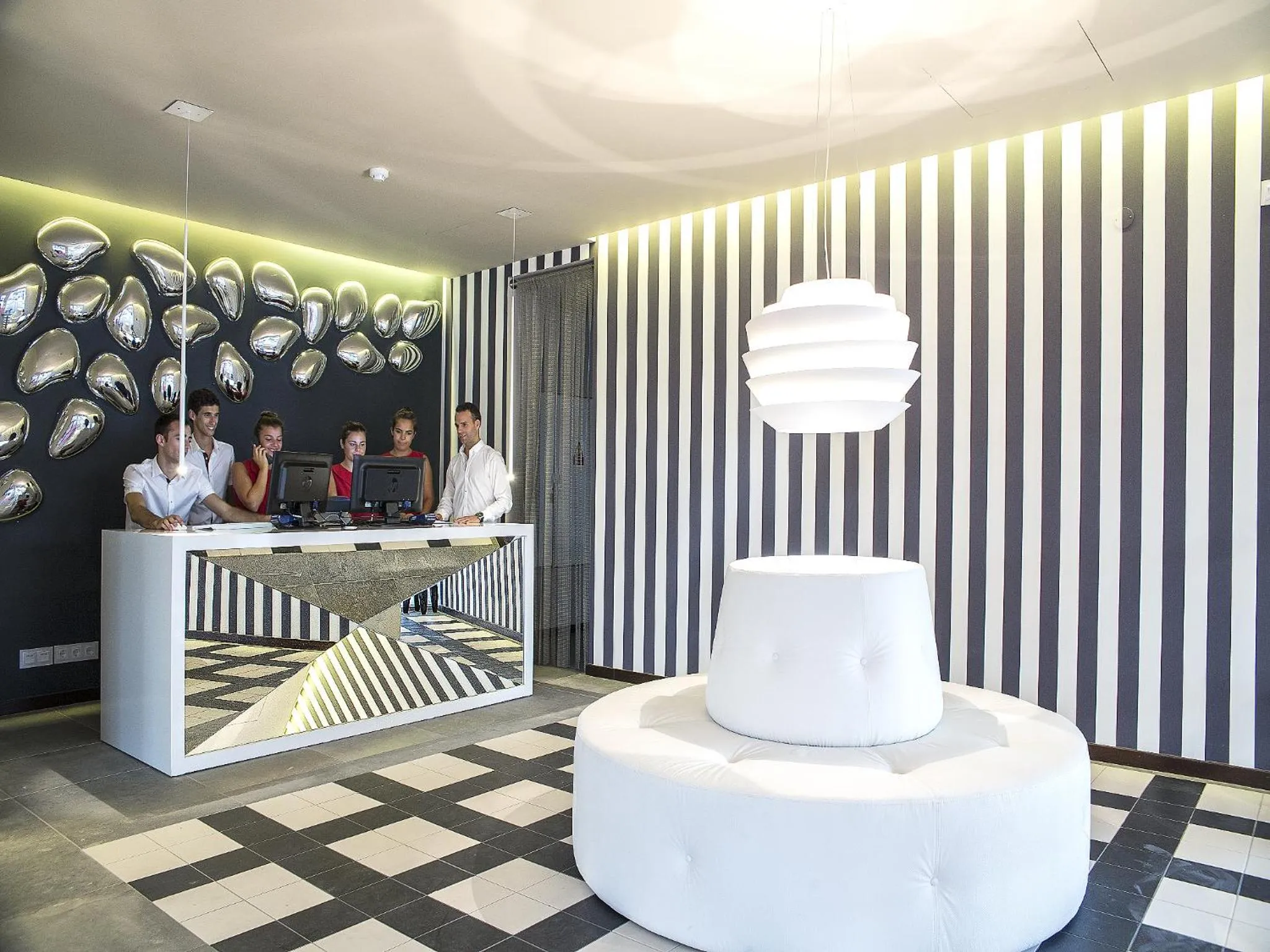 Lobby or reception in Pestana Alvor South Beach Premium Suite Hotel