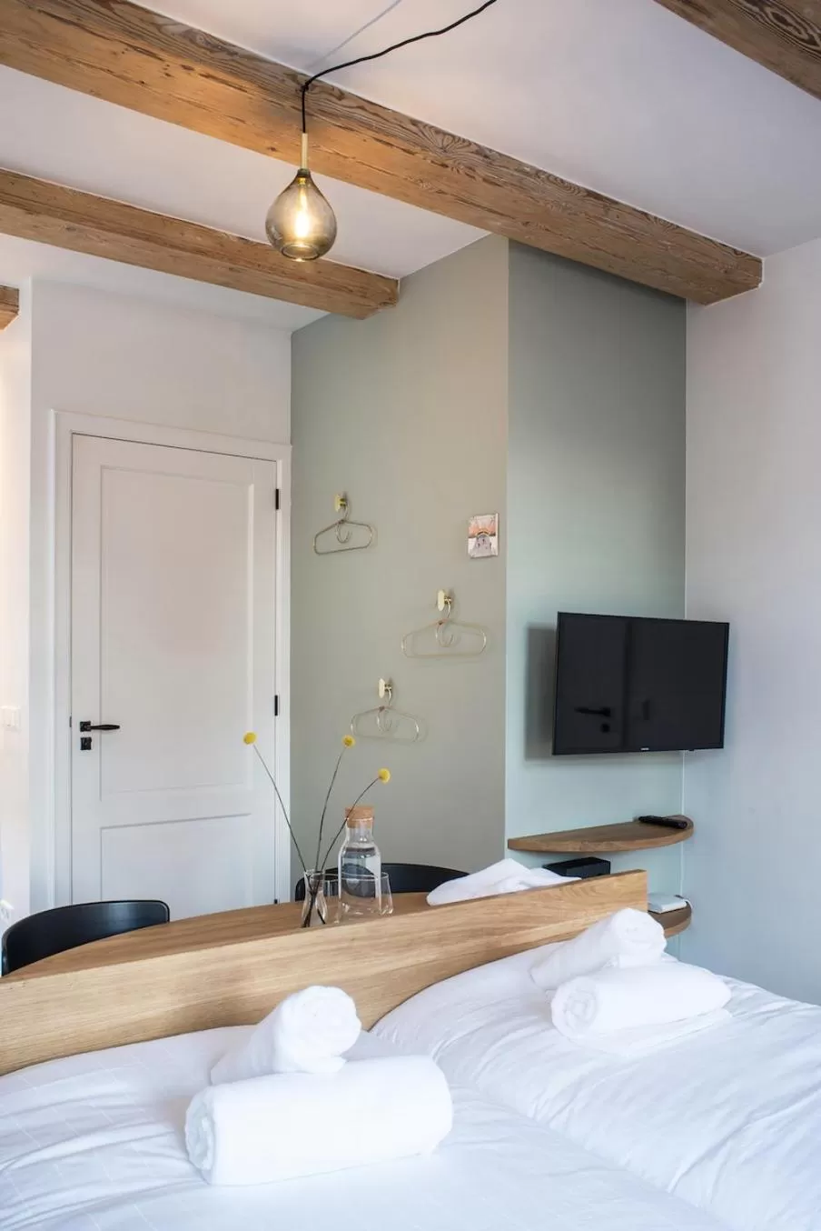 Bed in Studios at the canal