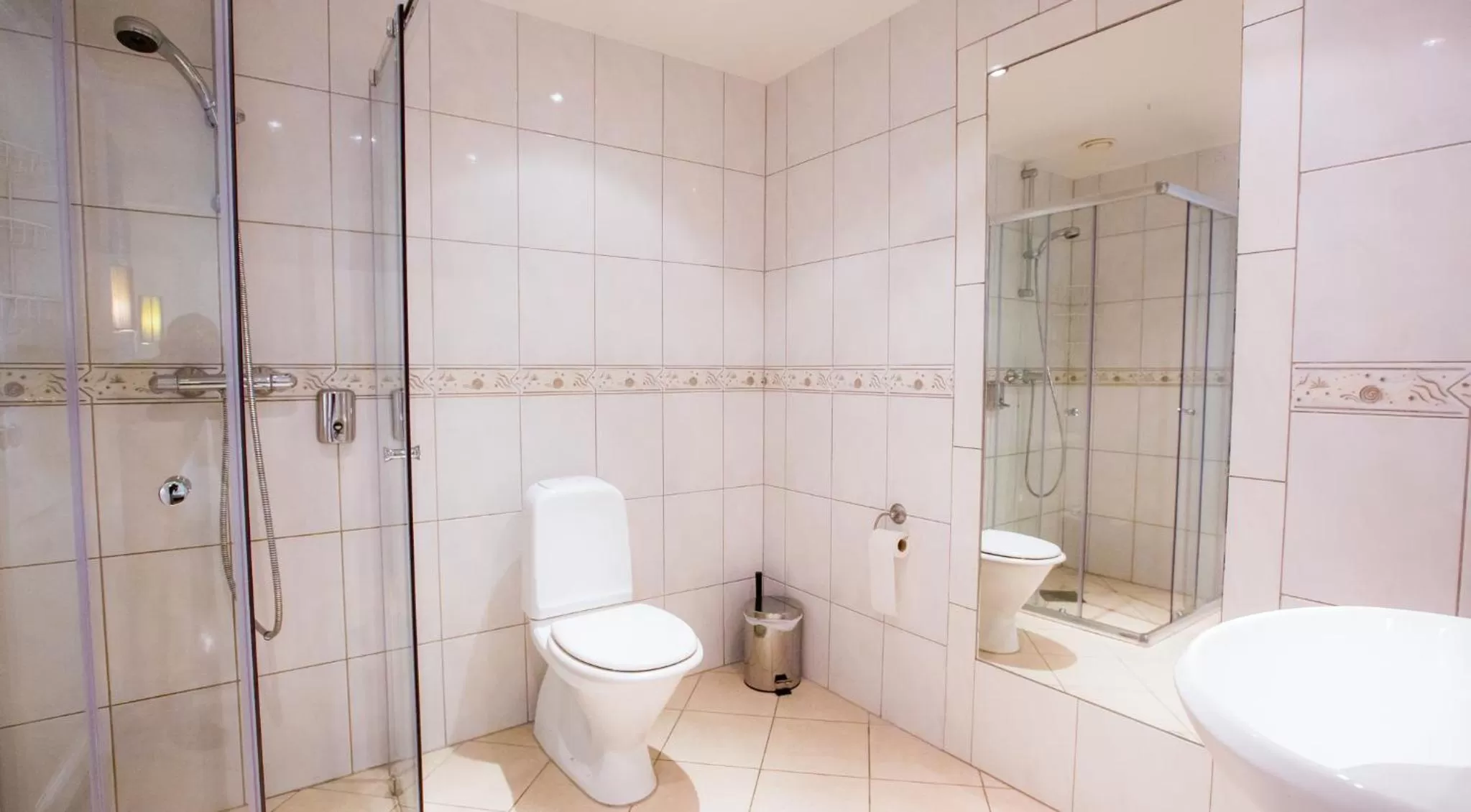 Shower in Central City Apartments