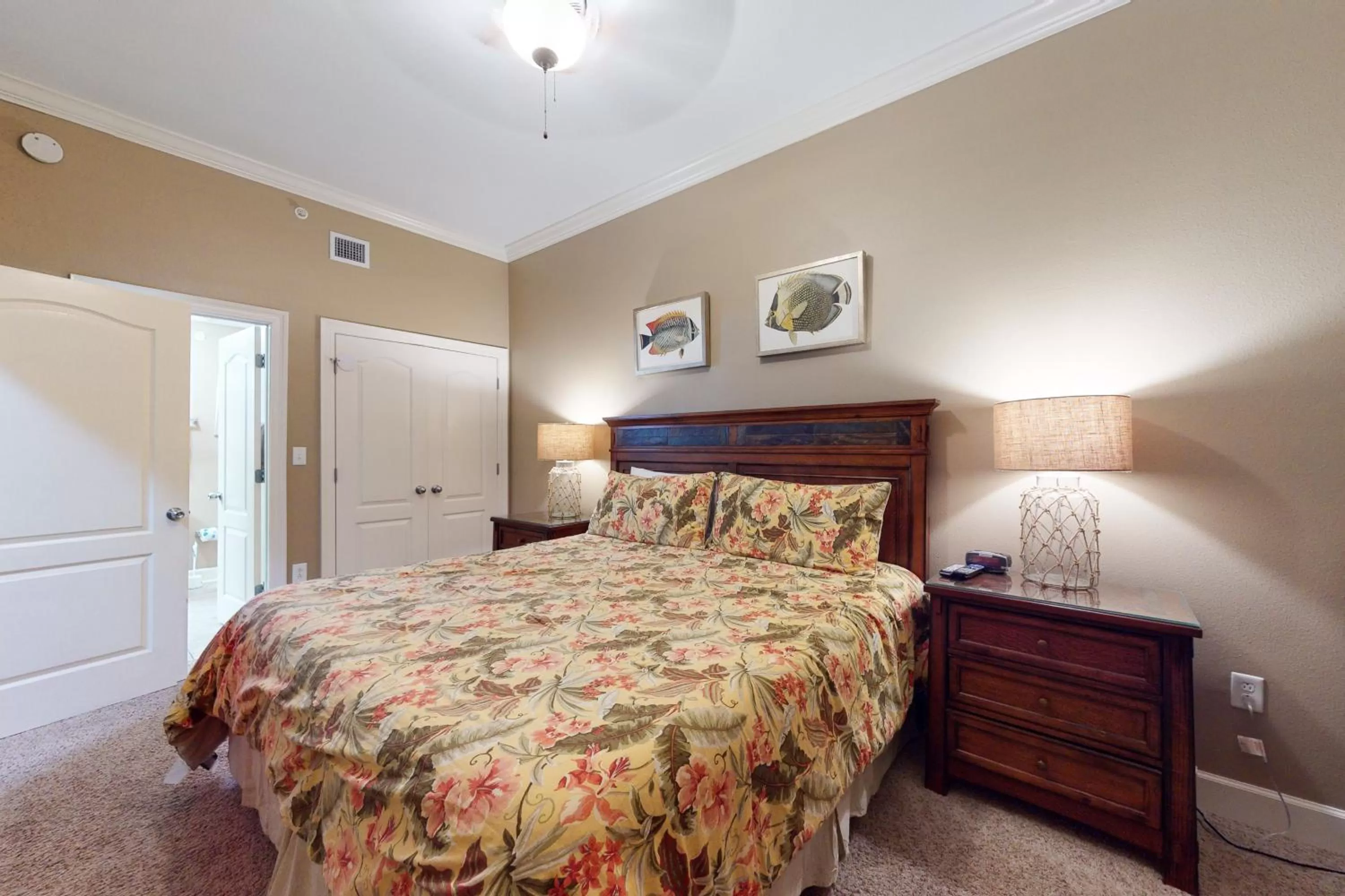 Bed in Phoenix West II #1916