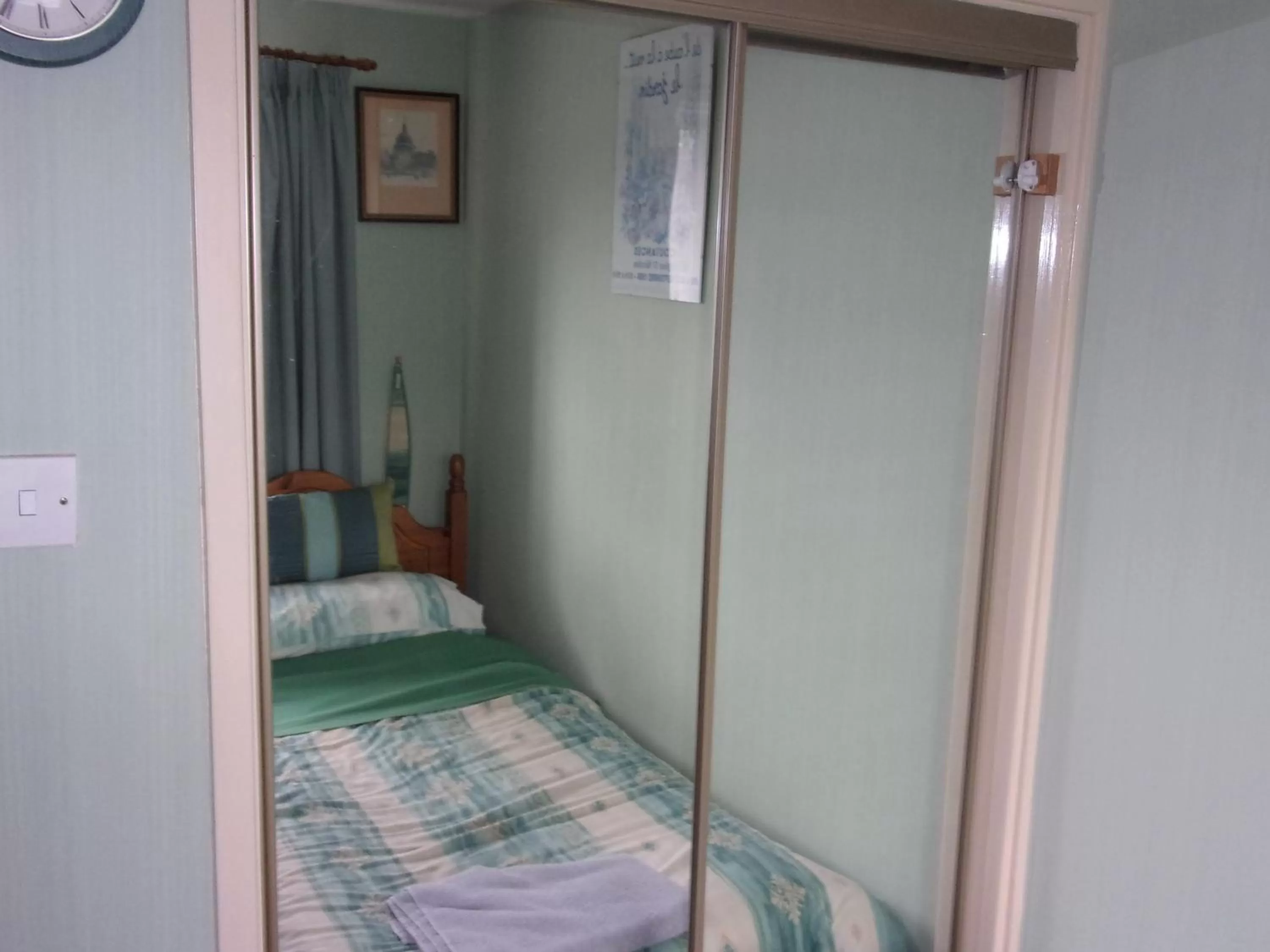 Bed in Mike & Carolyn Ball B&B