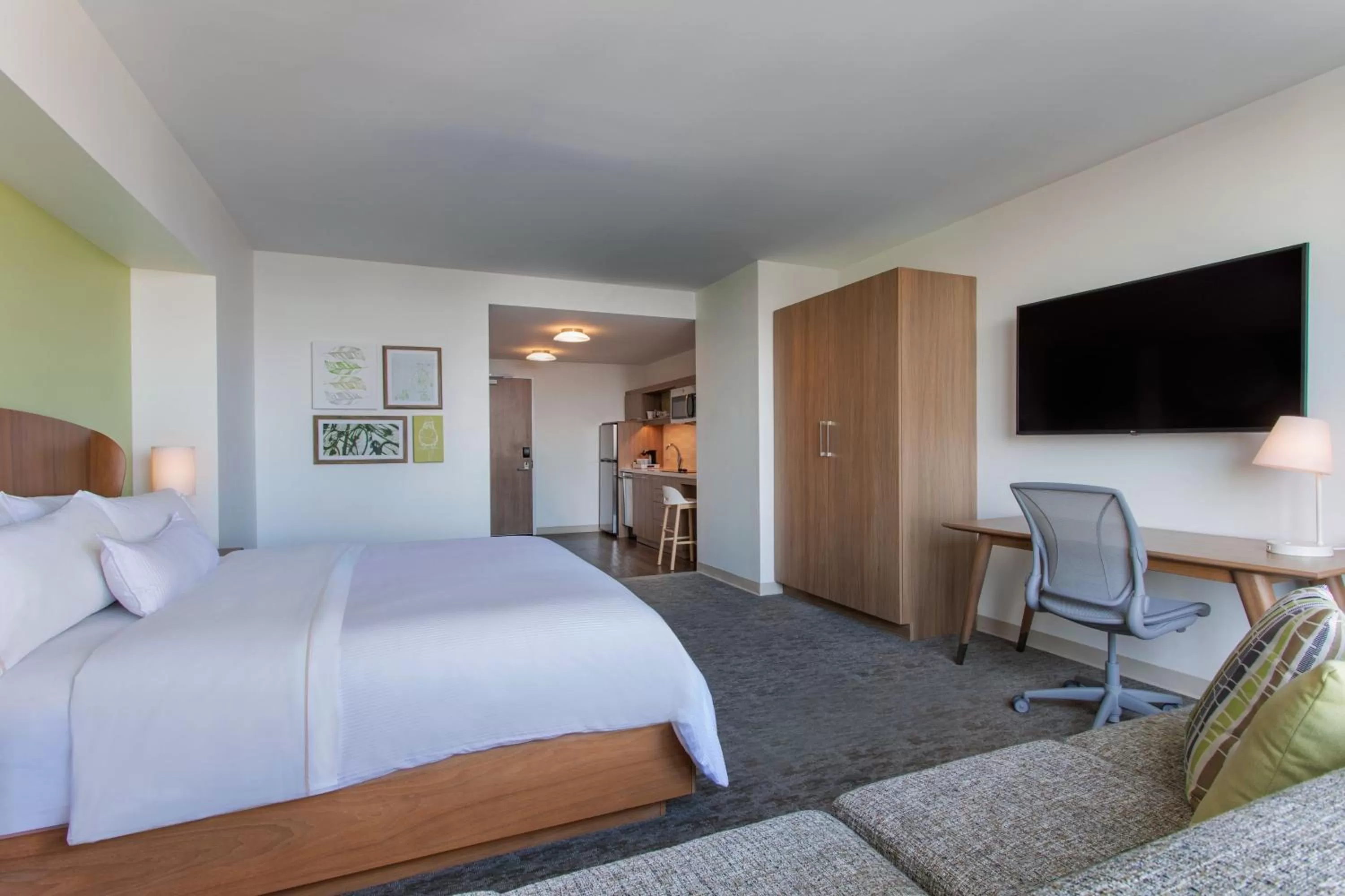 Bedroom, Bed in Element Philadelphia Downtown