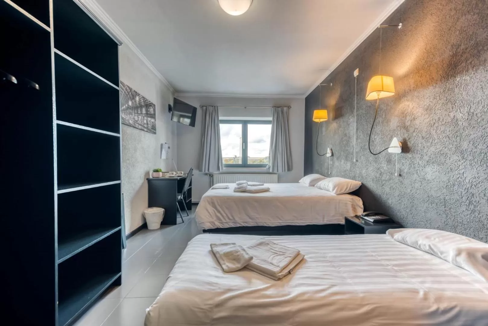 Photo of the whole room, Bed in Hôtel de la Gare