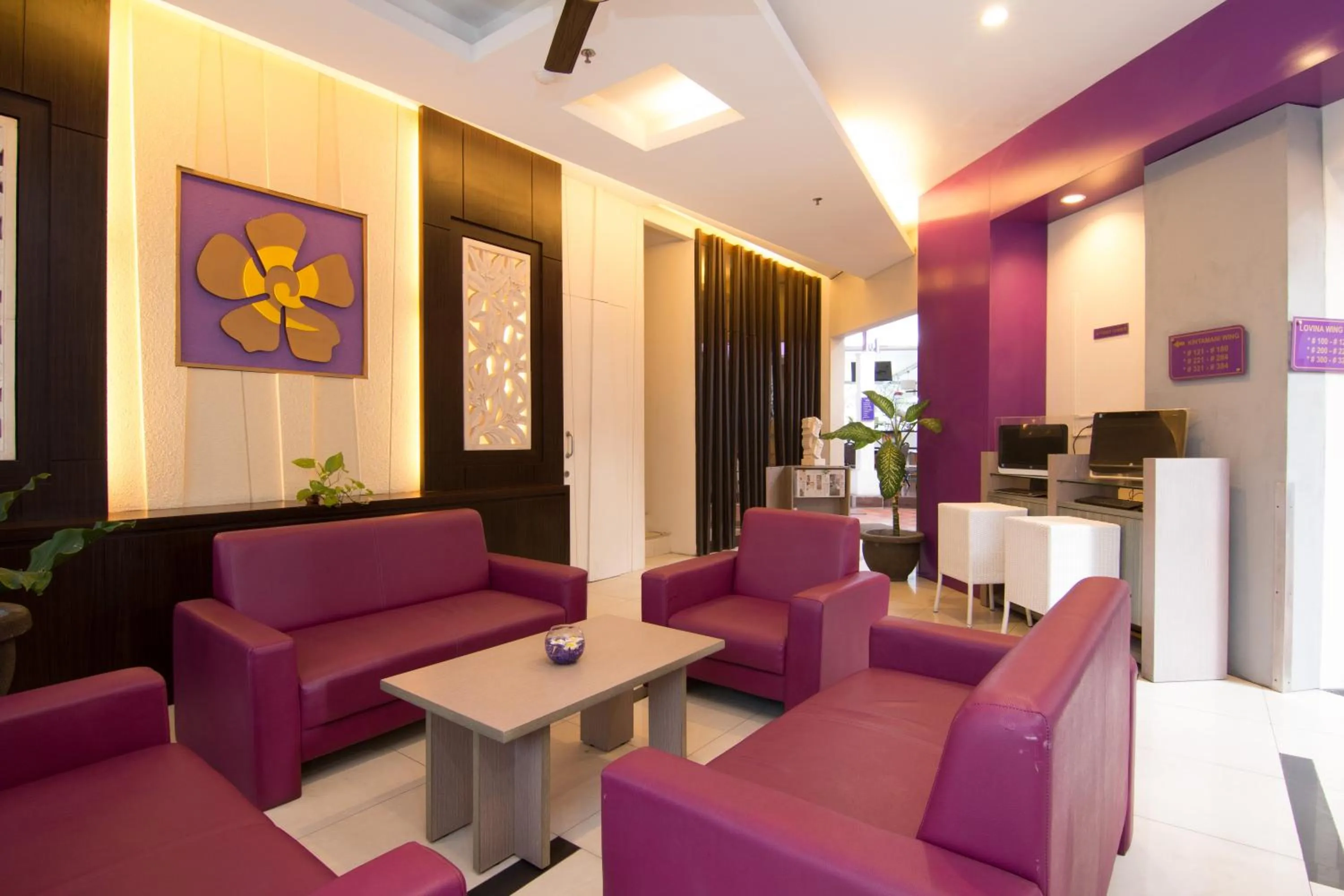 Lounge or bar in Kuta Central Park Hotel