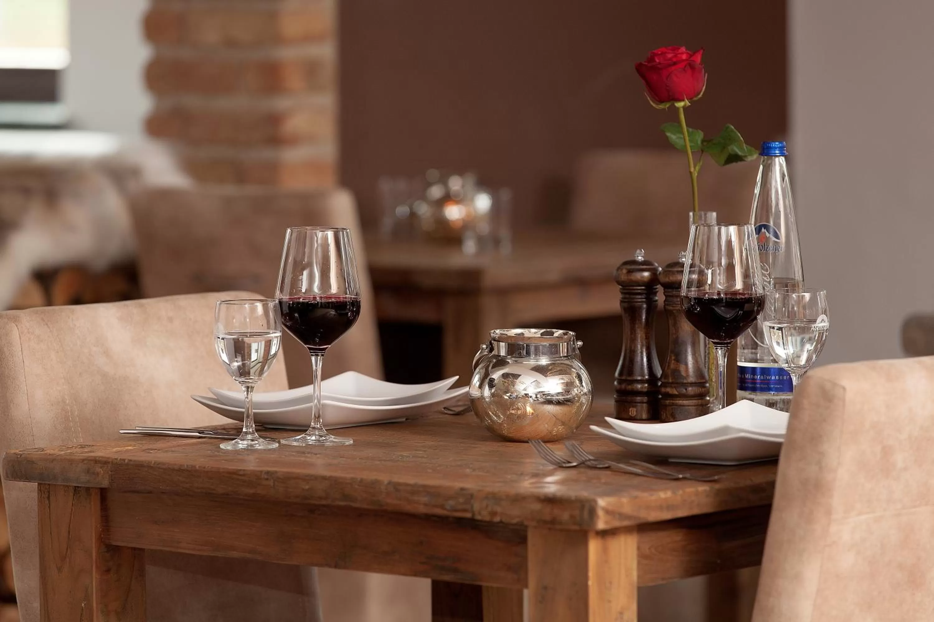 Restaurant/places to eat in Alpinhotel INzeller