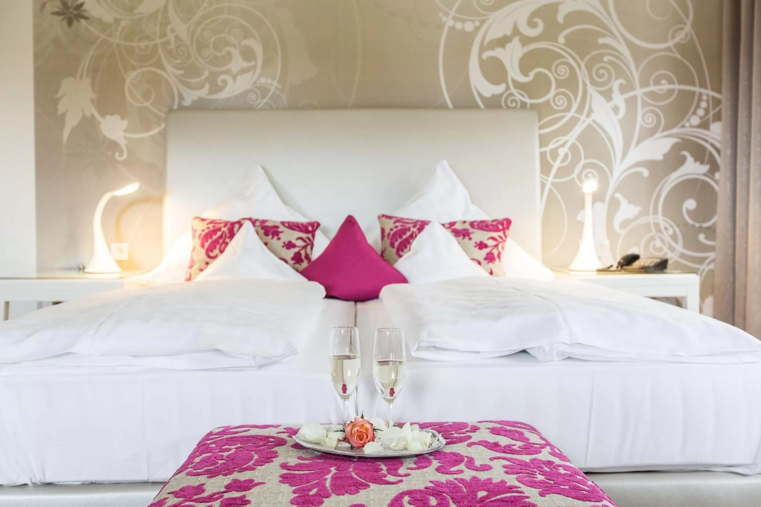 Photo of the whole room, Bed in Parkhotel Bilm im Glück am Stadtrand Hannovers