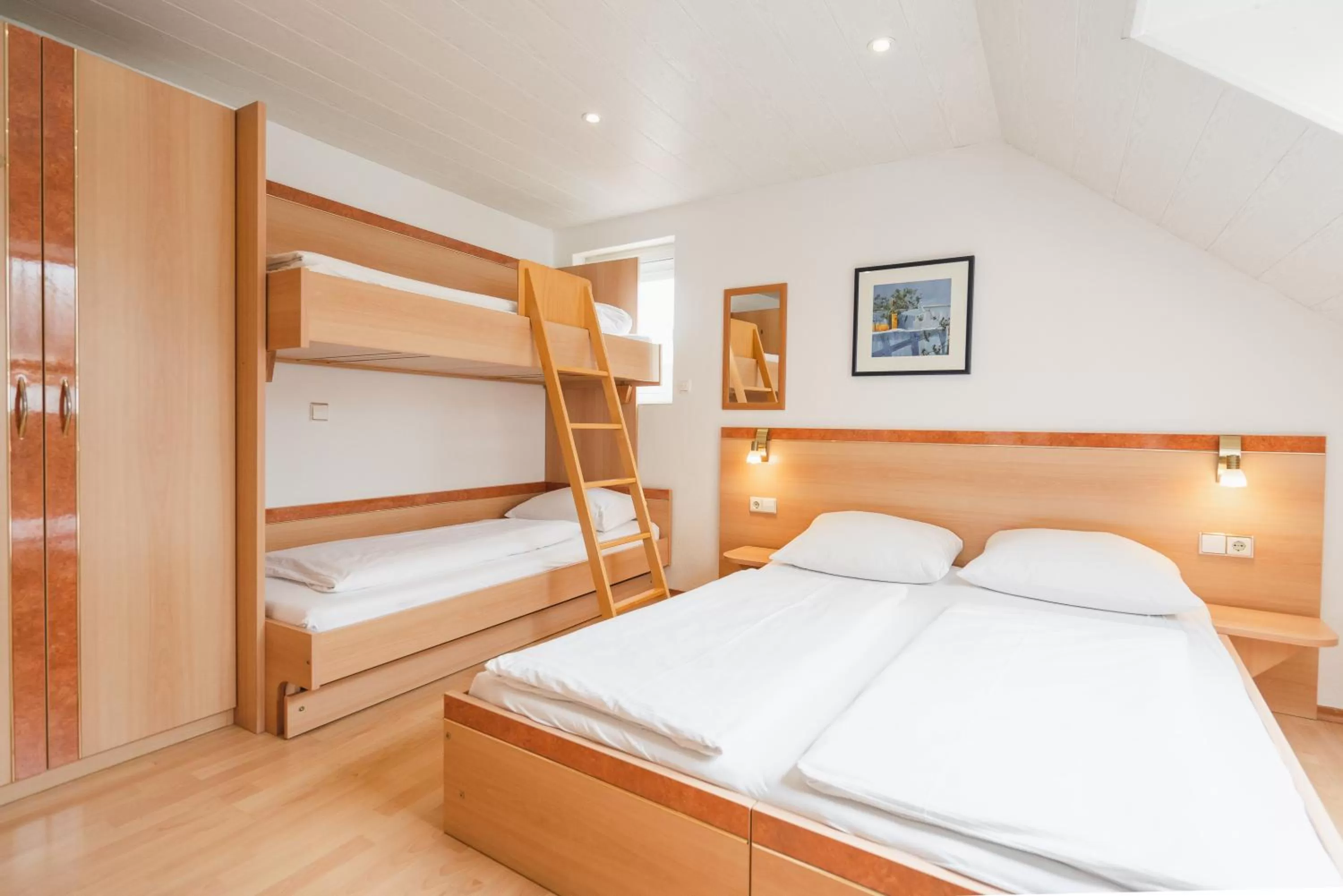 Bed in Park Hotel & Gästehaus Rust