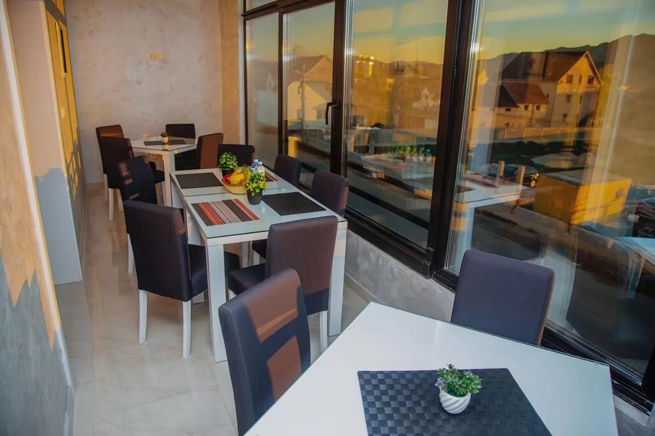 Seating area in Mark's Palace