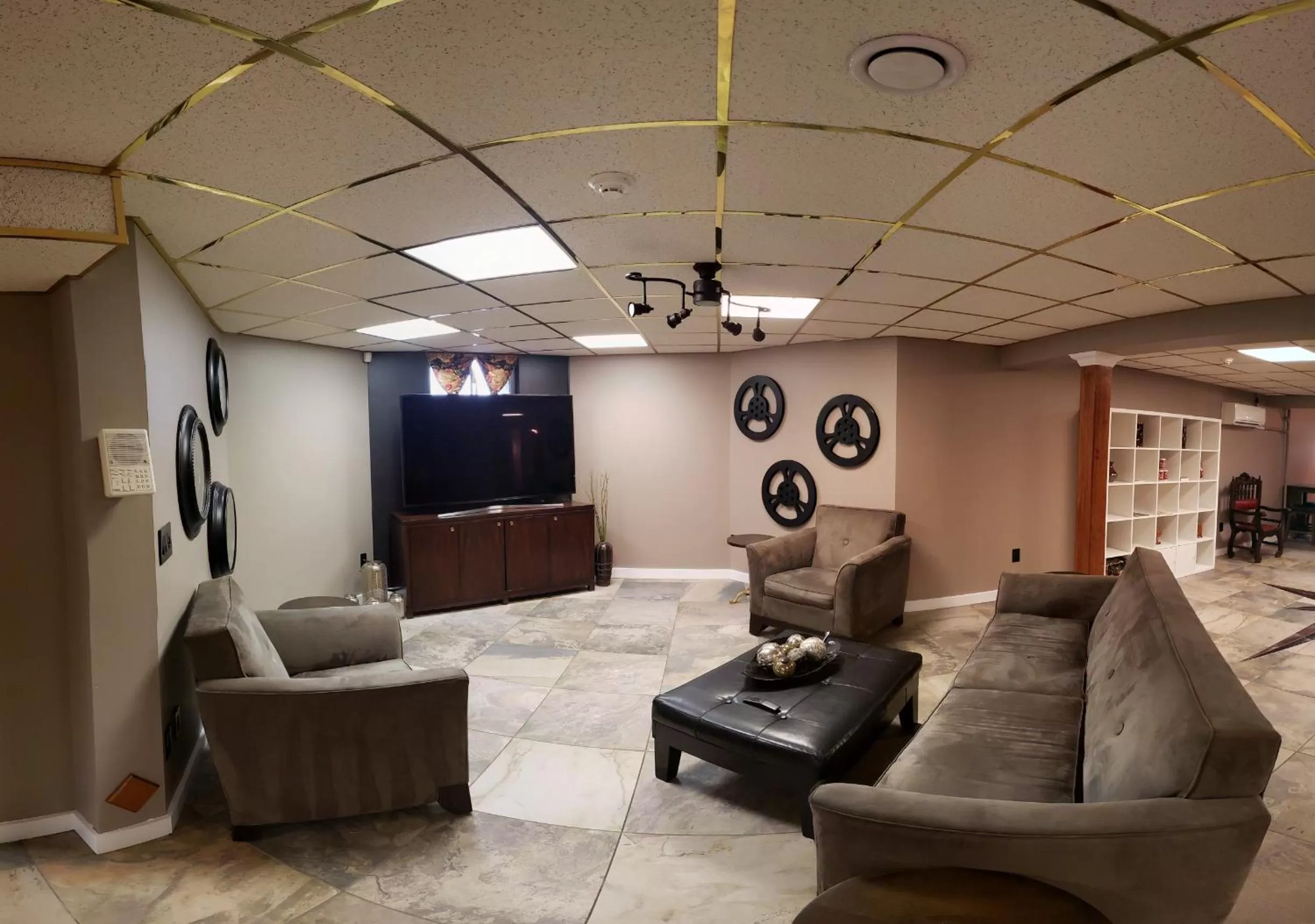 Communal lounge/ TV room, Seating Area in Chocolate Mansion