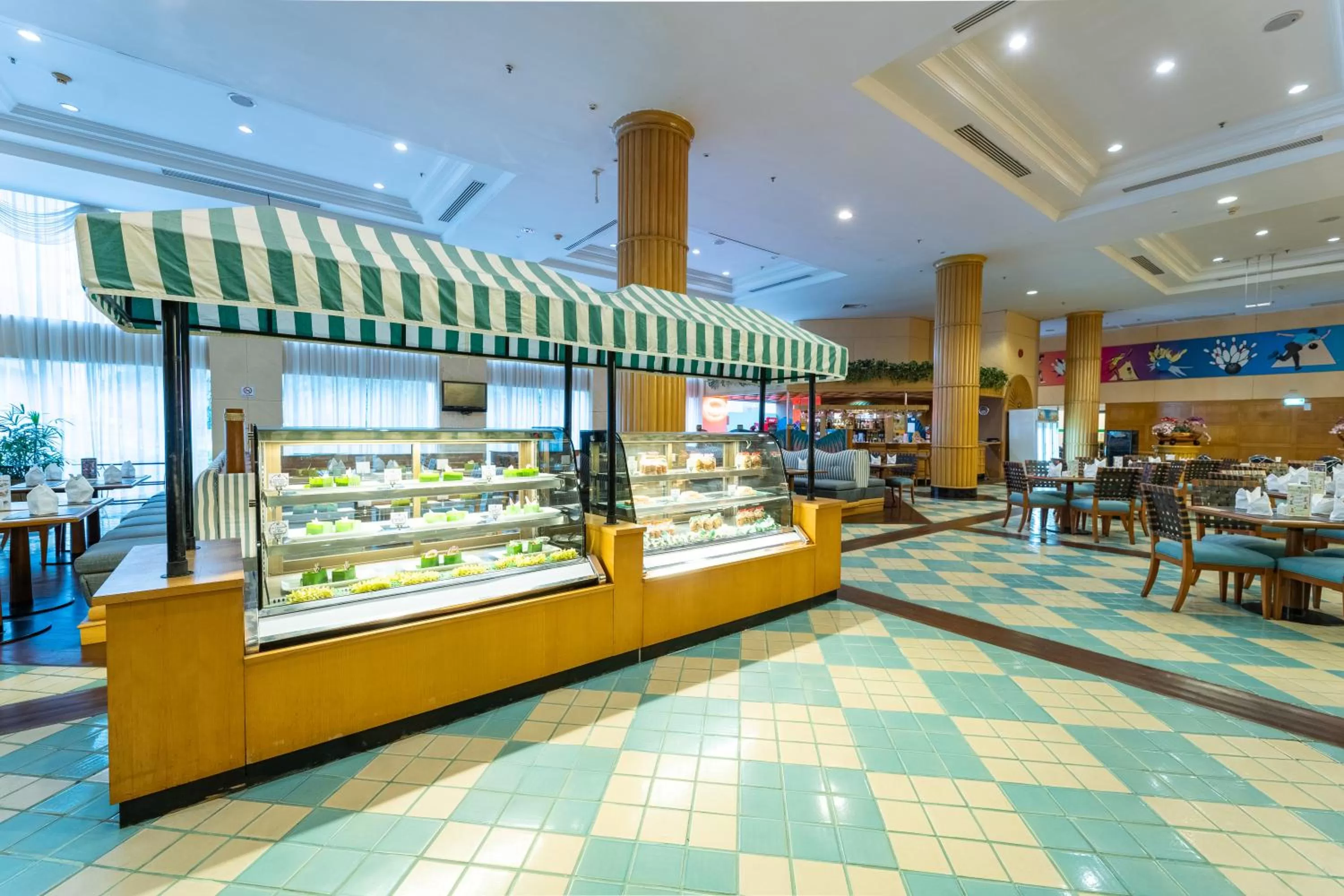 Jomtien Palm Beach Hotel and Resort