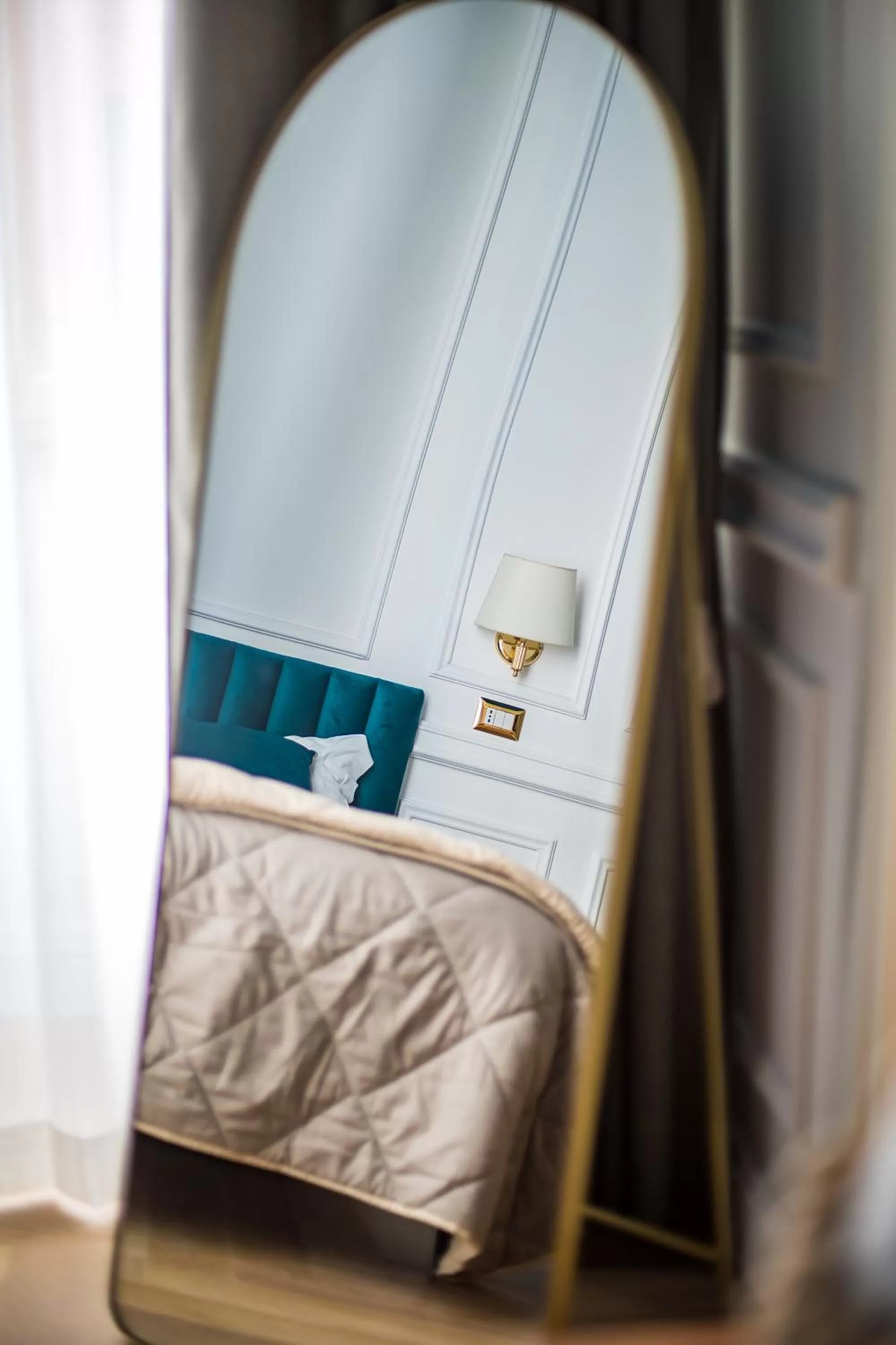 Bed in Hold Rome - Luxury Suites