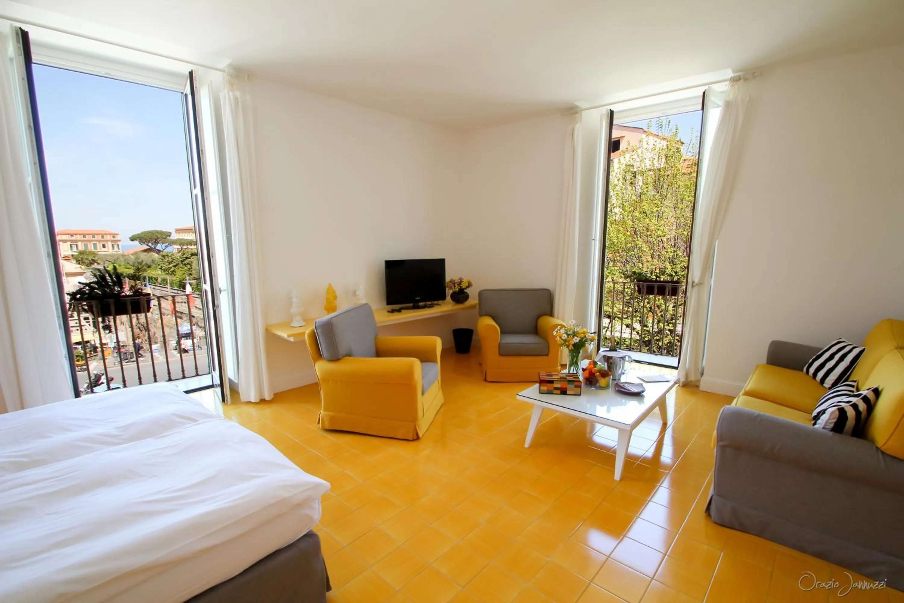 TV and multimedia in Palazzo Jannuzzi Relais