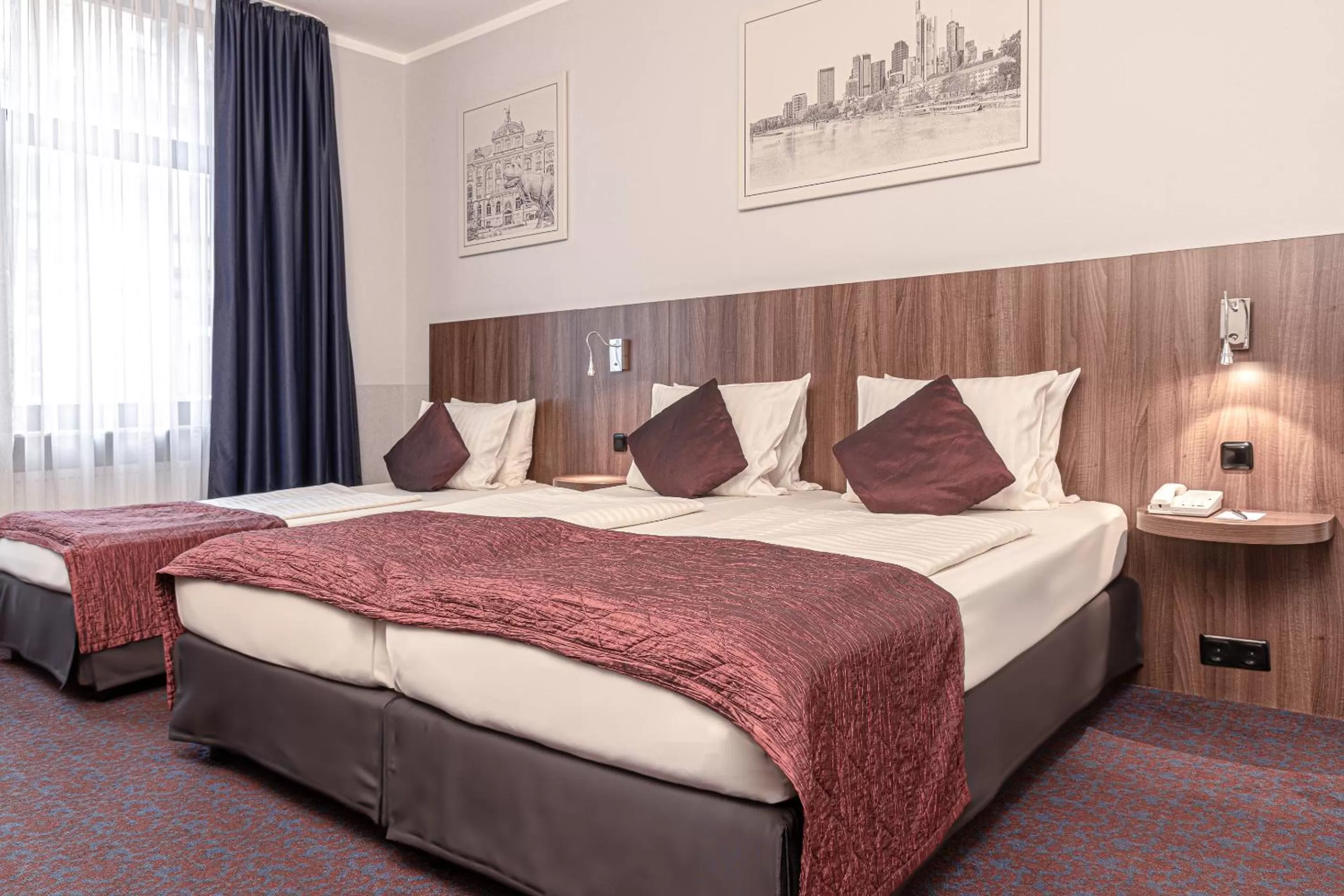 Bed in Ramada by Wyndham Frankfurt Central Station