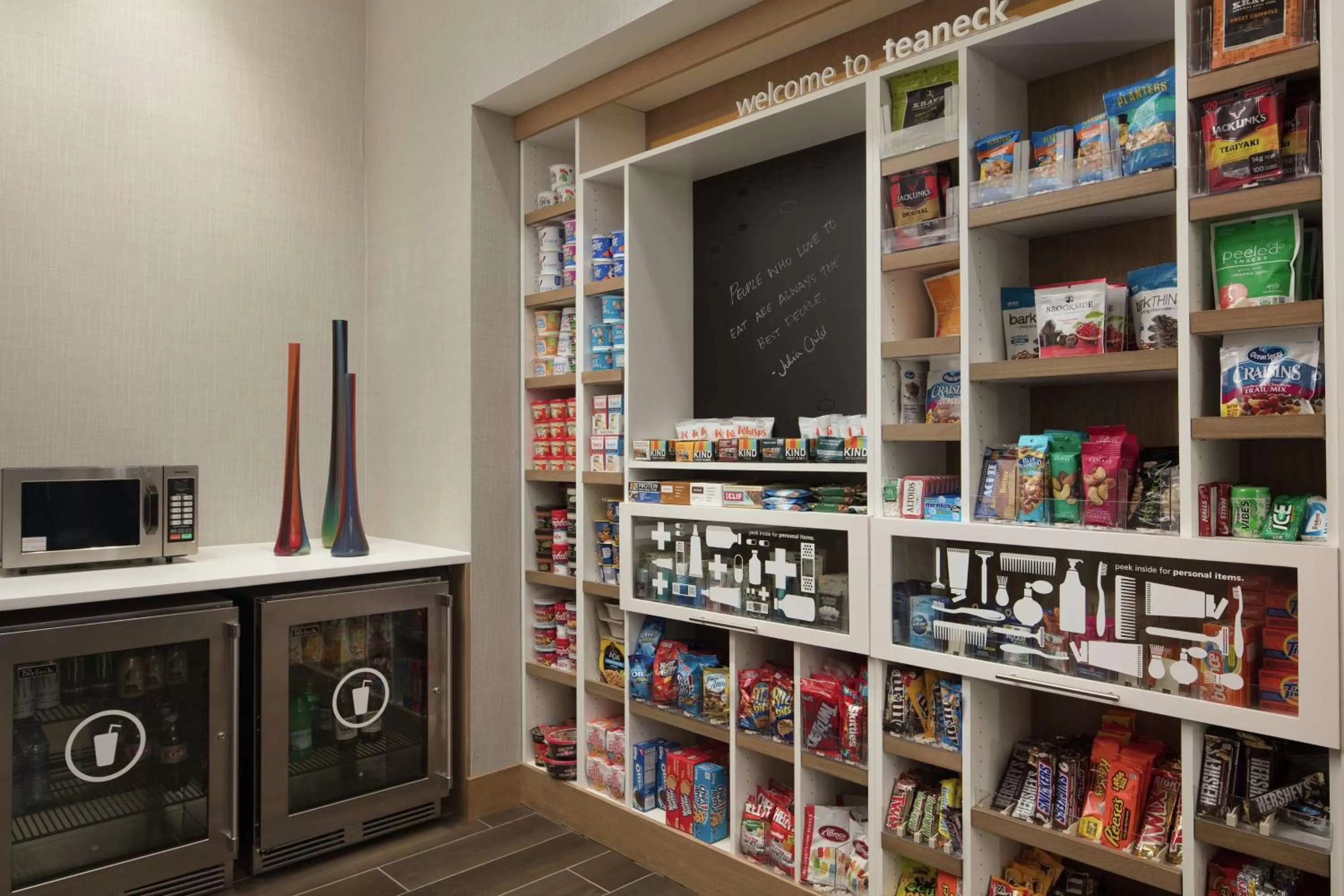 Restaurant/places to eat in Hampton Inn & Suites Teaneck/Glenpointe