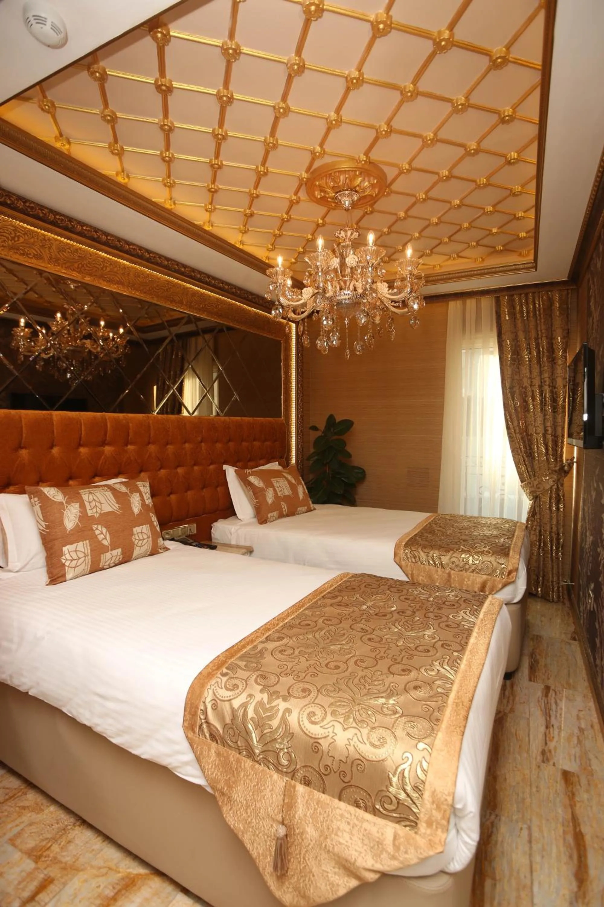 Photo of the whole room, Bed in Laleli Blue Marmaray Hotel