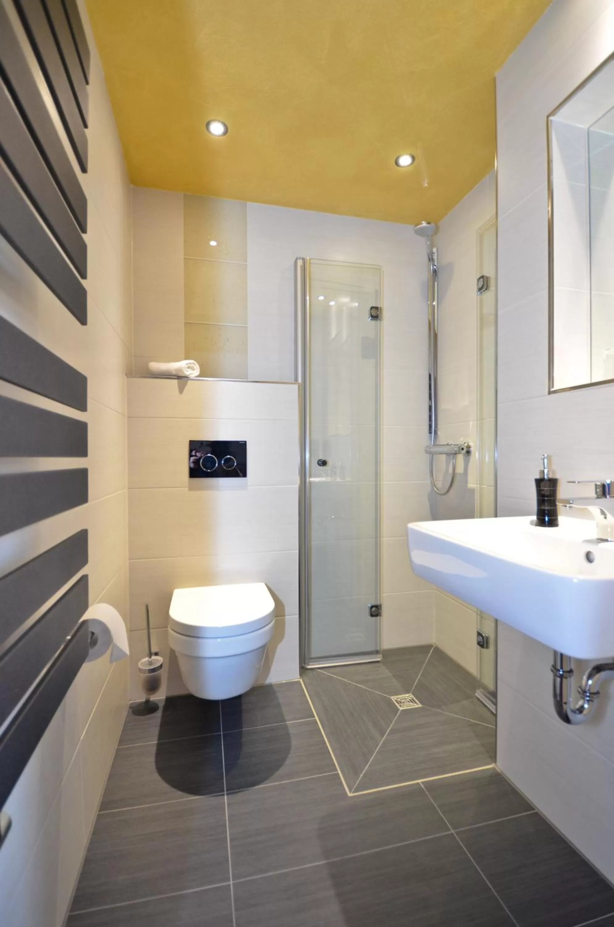 Bathroom in Hotel Maucksches Gut