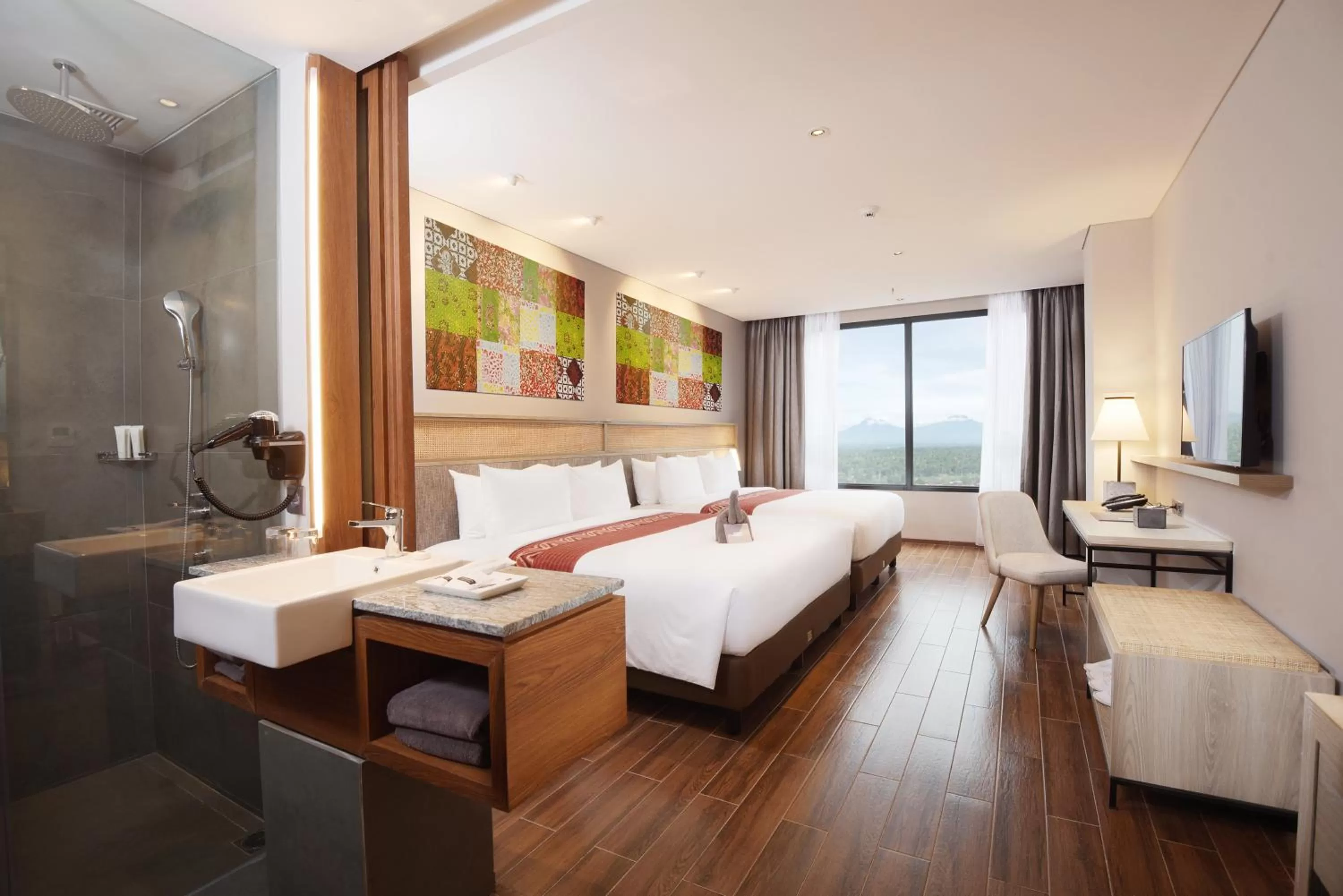 Photo of the whole room, Bed in Kokoon Hotel Banyuwangi