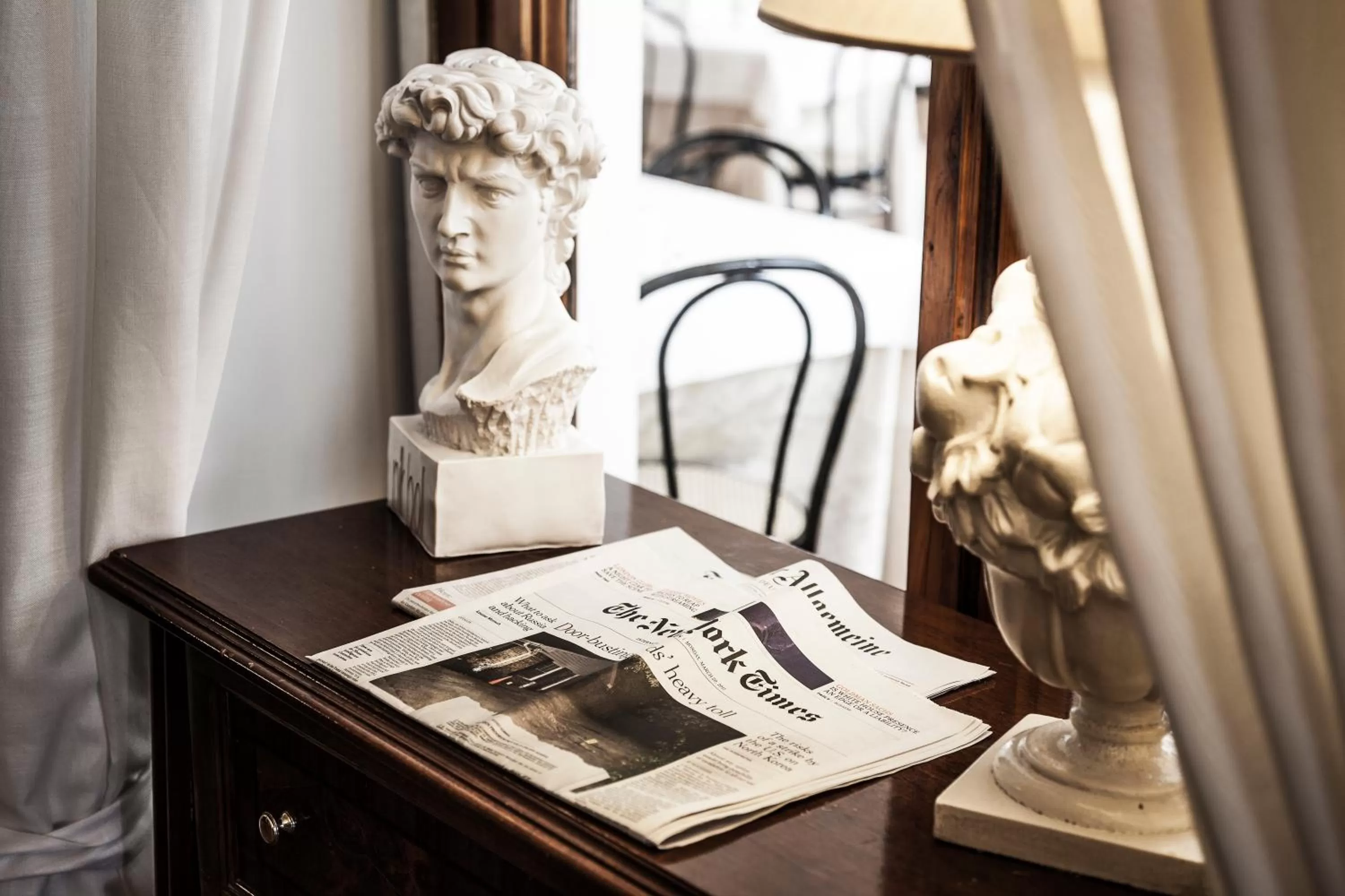 Communal lounge/ TV room in Villa Royal