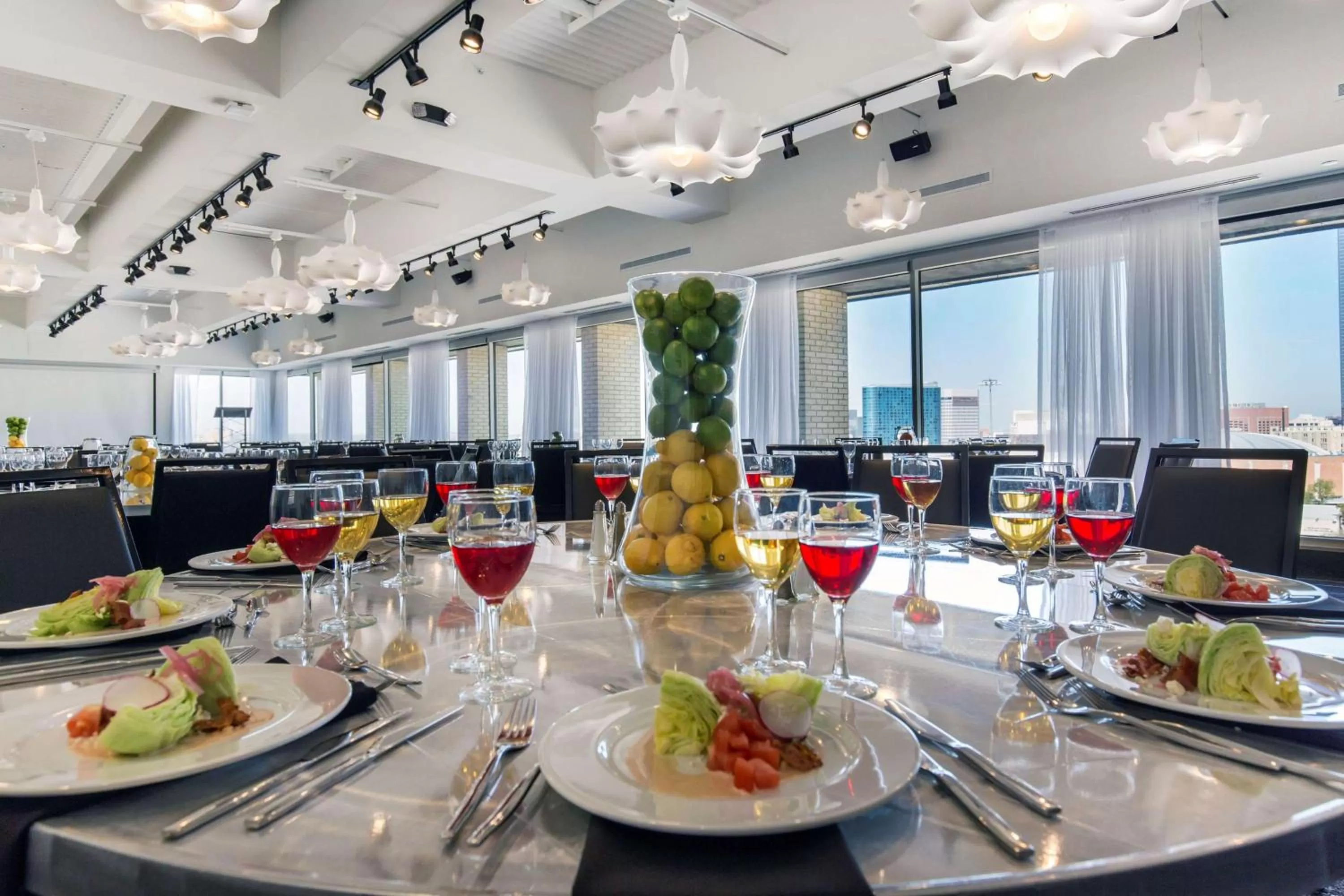 Meeting/conference room in Lorenzo Hotel Dallas, Tapestry Collection by Hilton