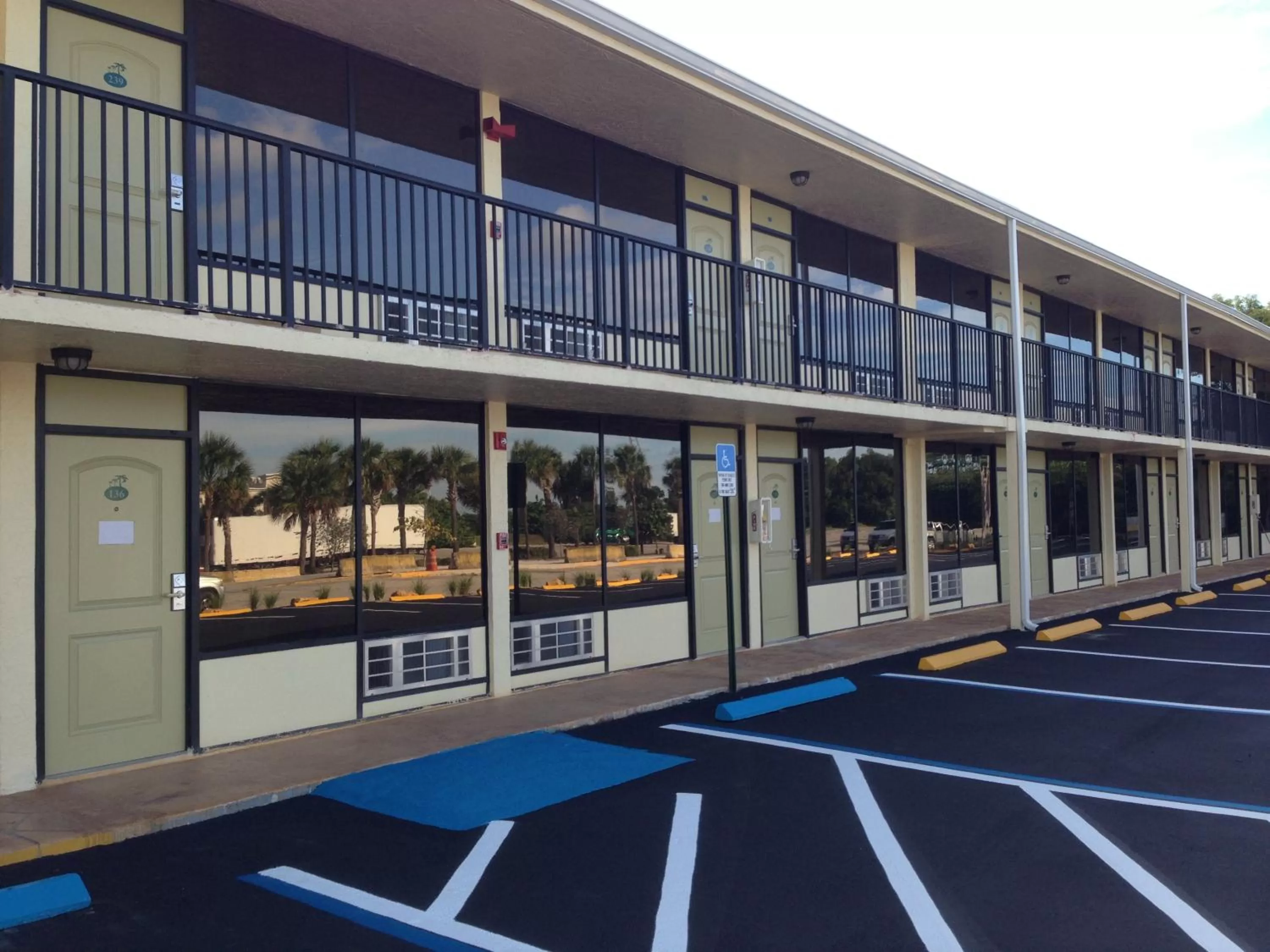 Balcony/Terrace in At Home Inn - Fort Pierce