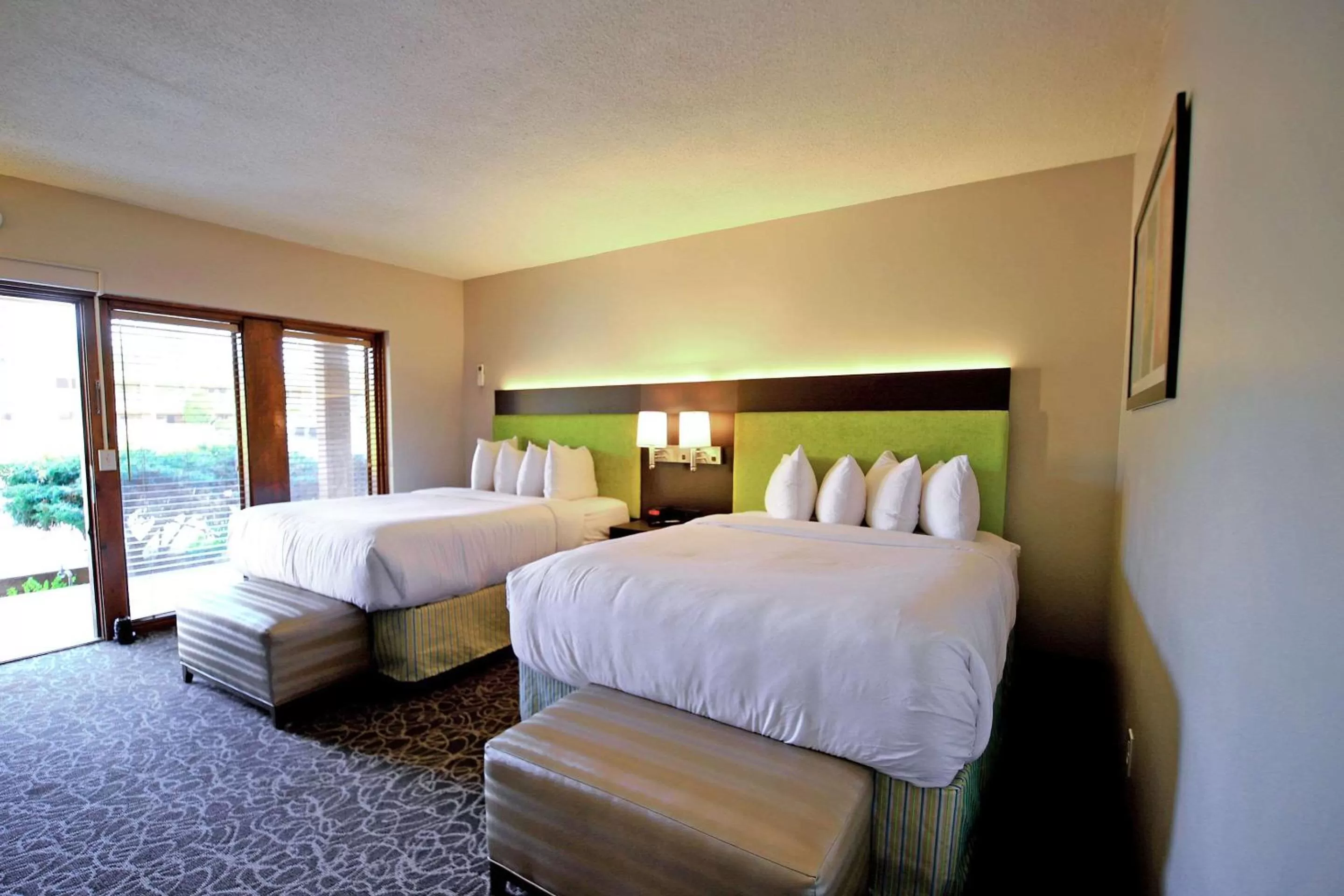 Photo of the whole room, Bed in El Sendero Inn, an Ascend Collection Hotel