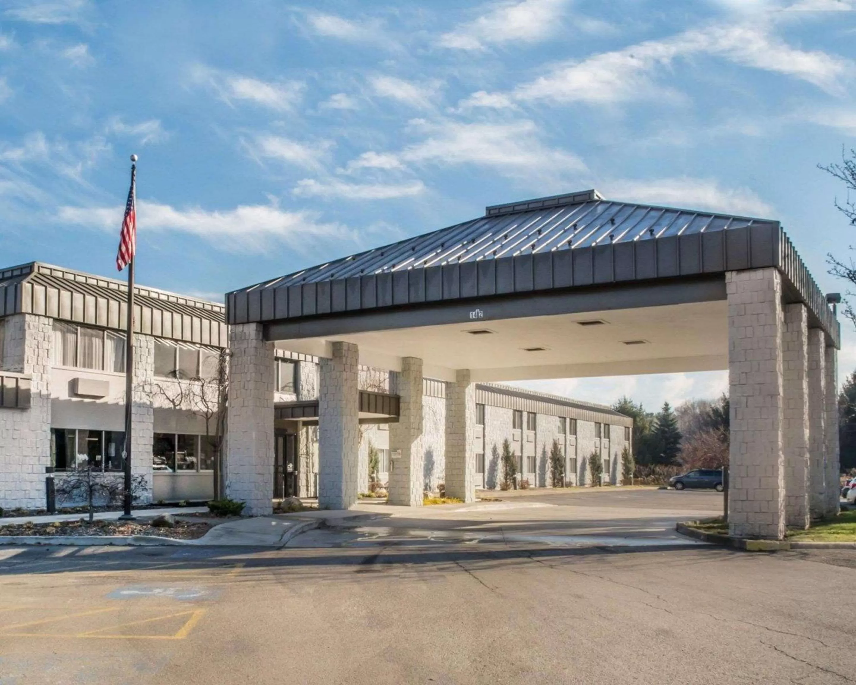 Property building in Clarion Pointe Jamestown - Falconer