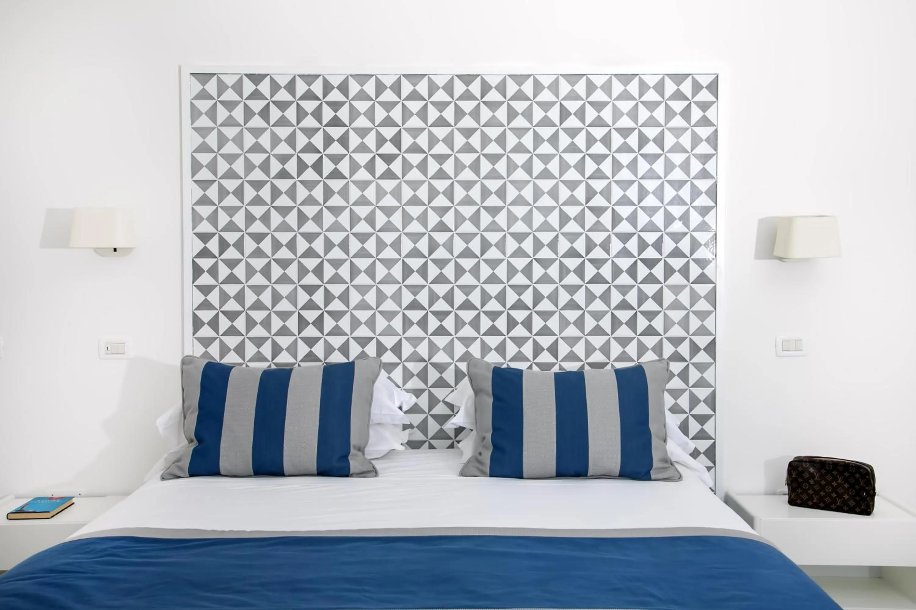 Decorative detail, Bed in Hotel Miramare