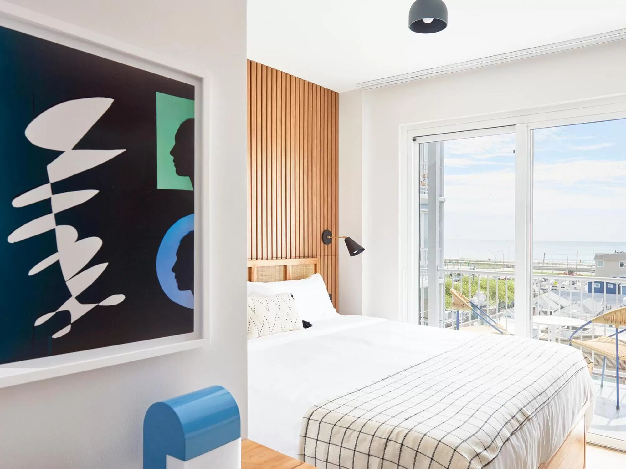 Balcony/Terrace, Bed in The Rockaway Hotel