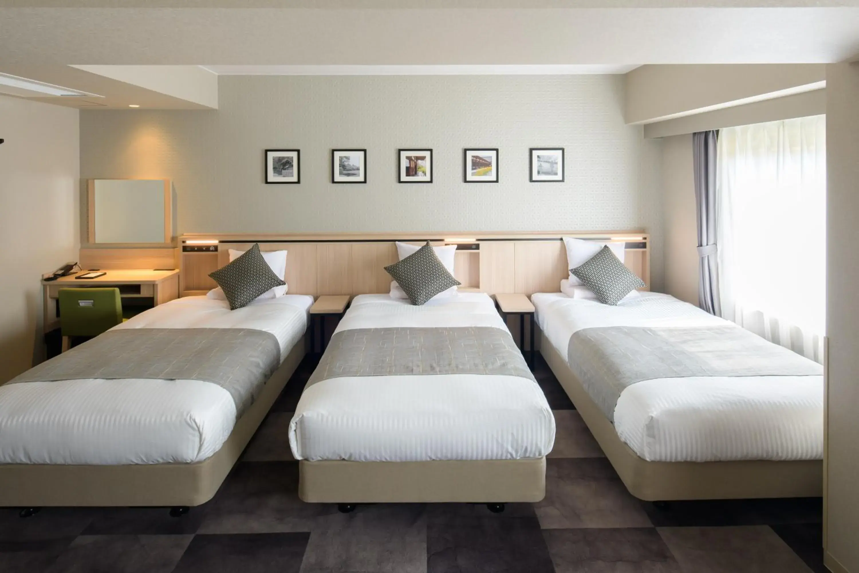 Deluxe Triple Room - Nonsmoking in Nara Royal Hotel Deluxe Triple Room - Nonsmoking in Nara Royal Hotel