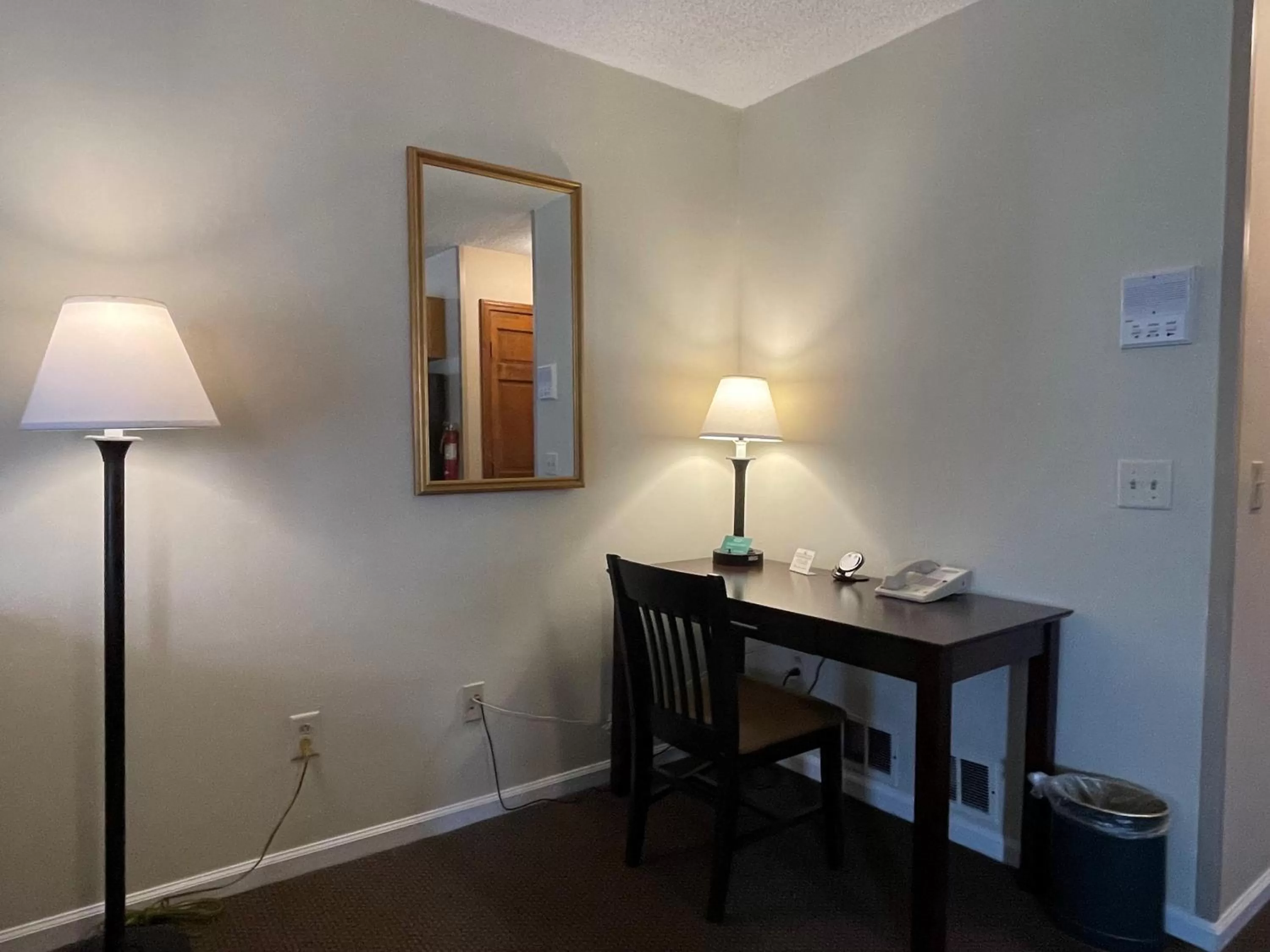 Living room in The Central Downtown Inn Suites