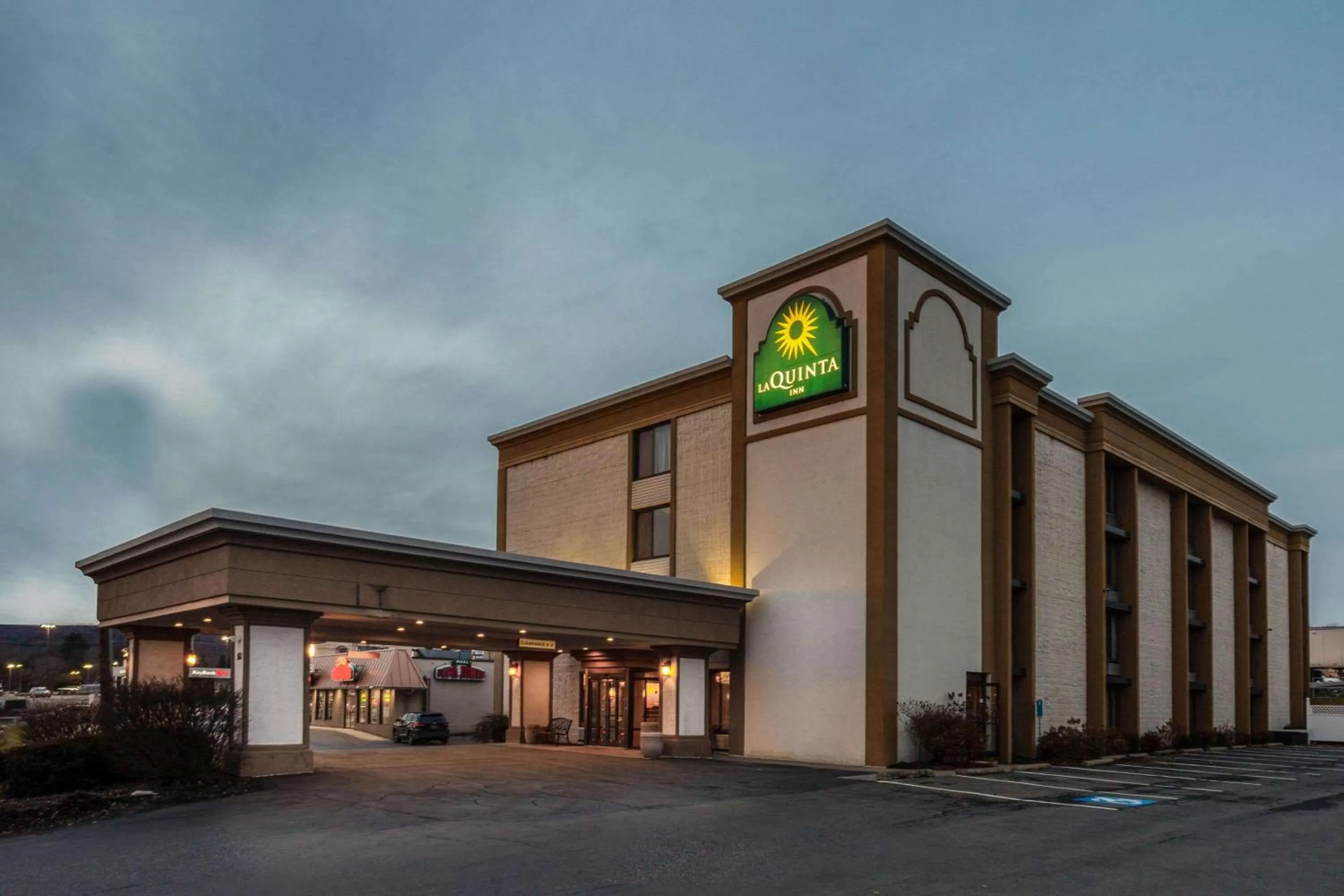 Property building in La Quinta Inn by Wyndham Binghamton - Johnson City