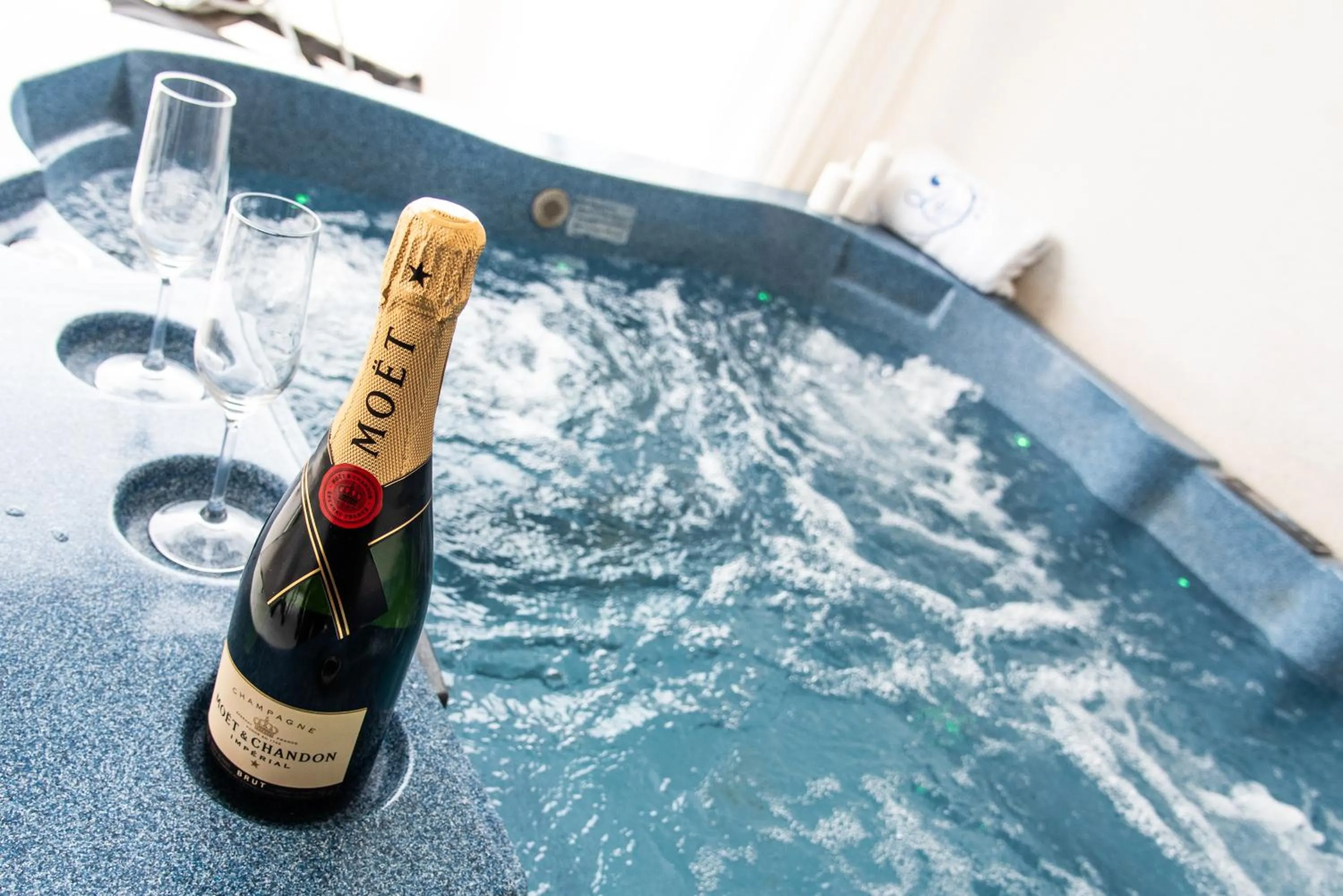 Hot Tub in Ludwig Boutique Hotel & Spa