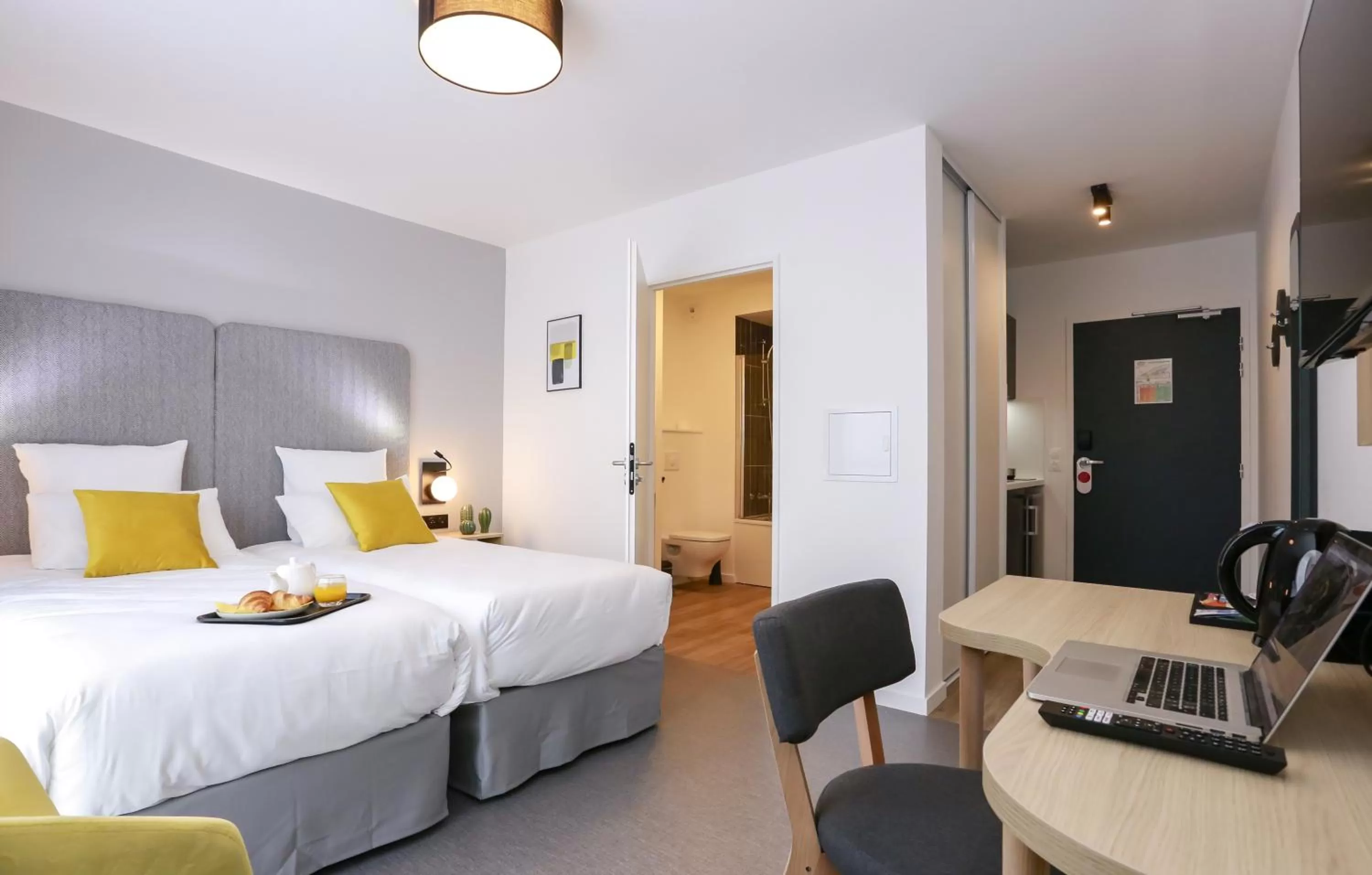 Bedroom, Bed in Appart Hotel Odalys City Angers Centre Gare