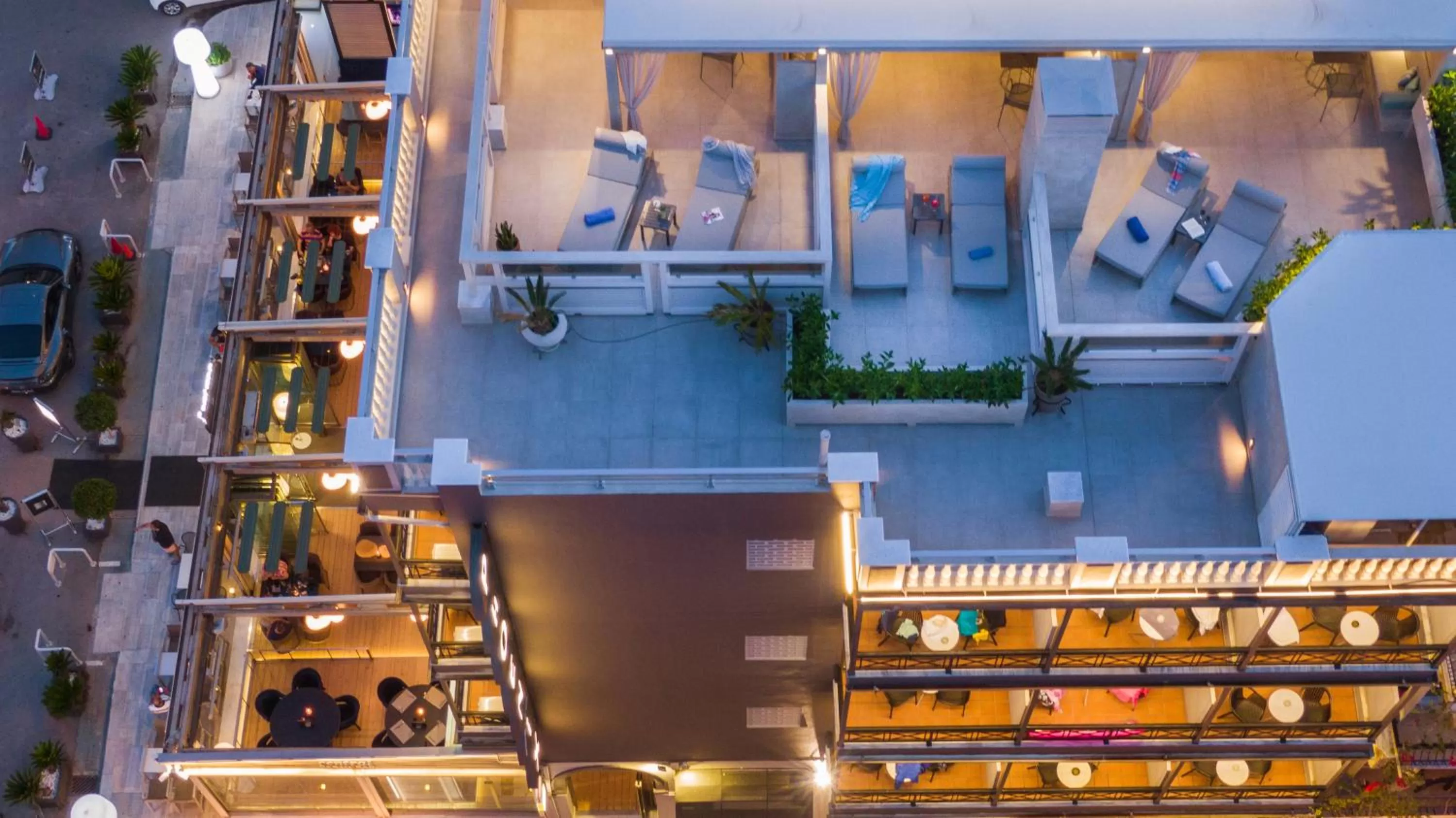 Bird's eye view in Phoenix Hotel