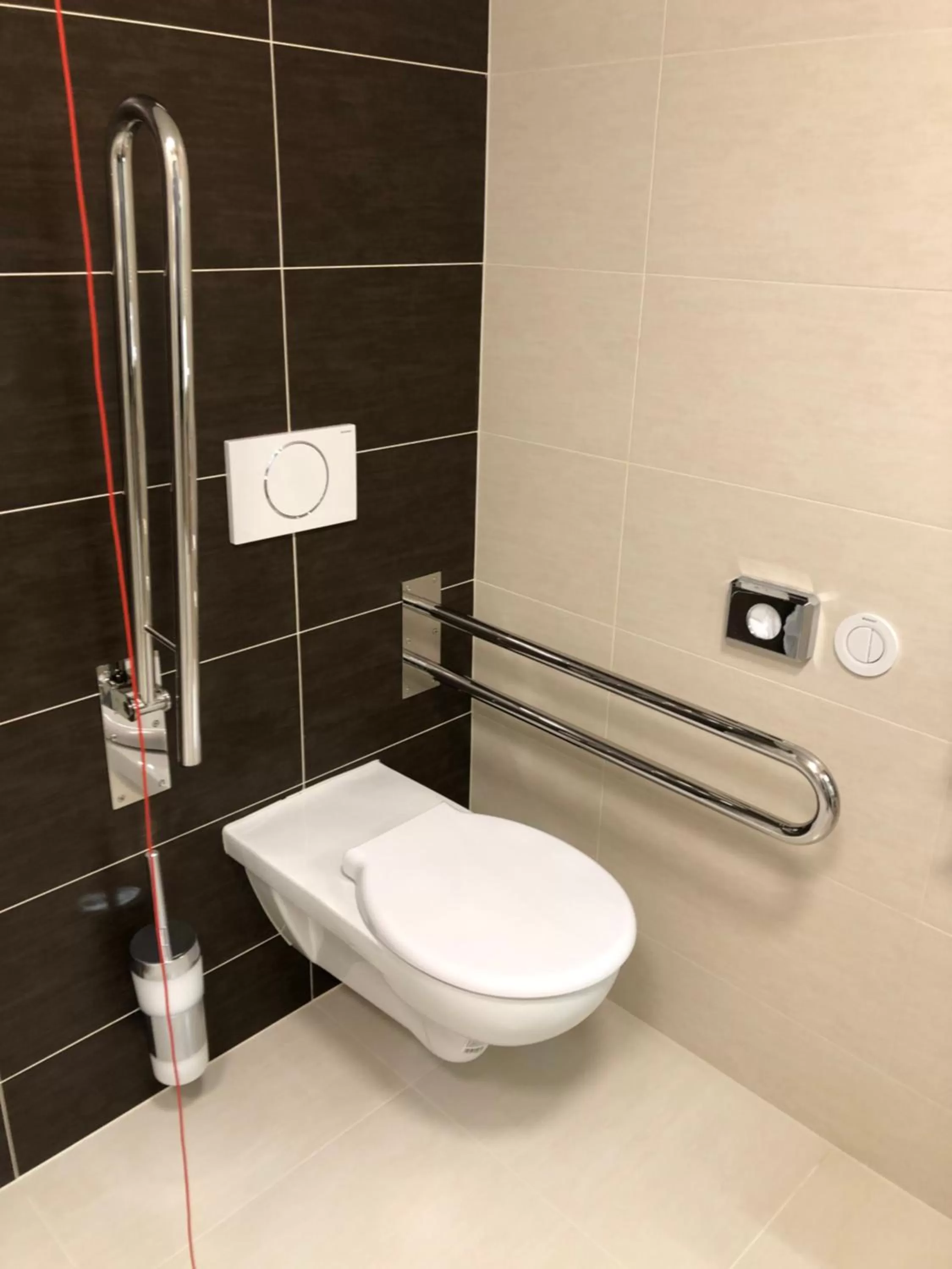 Bathroom in Jukebox Hotel